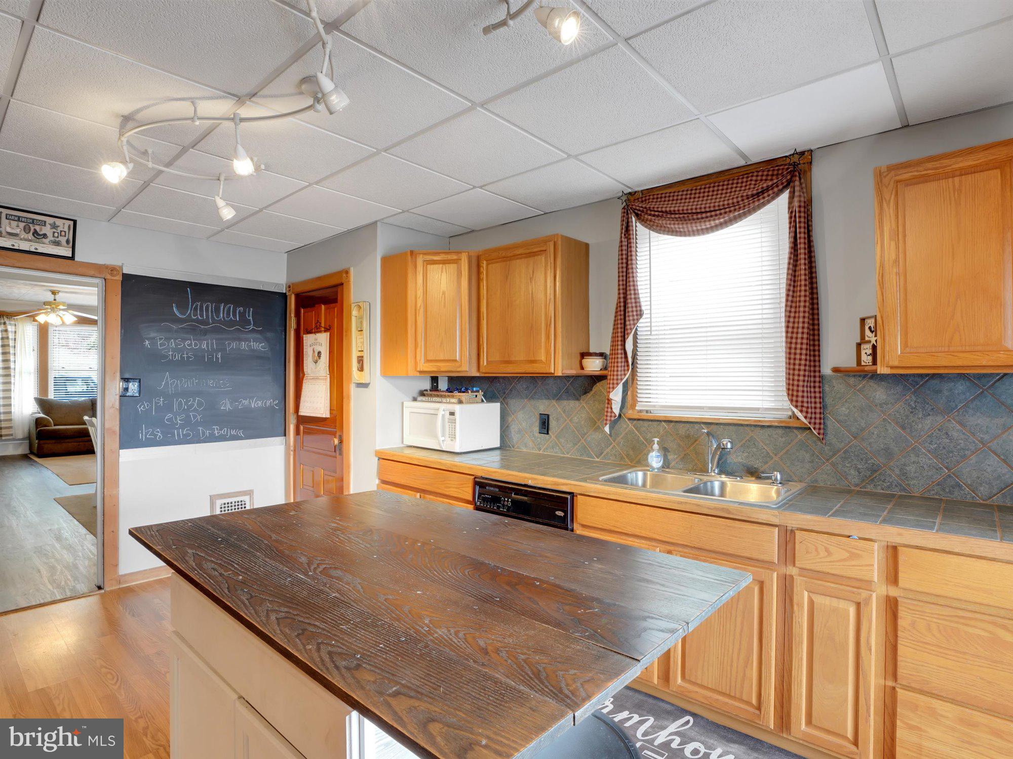 BUNKER HILL - Residential