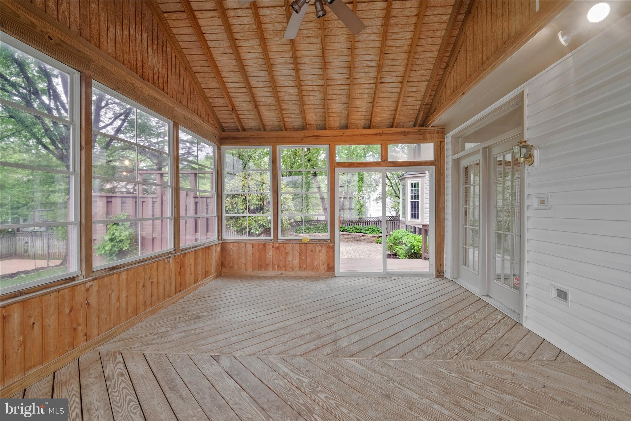 MONTGOMERY MEADOWS - Residential