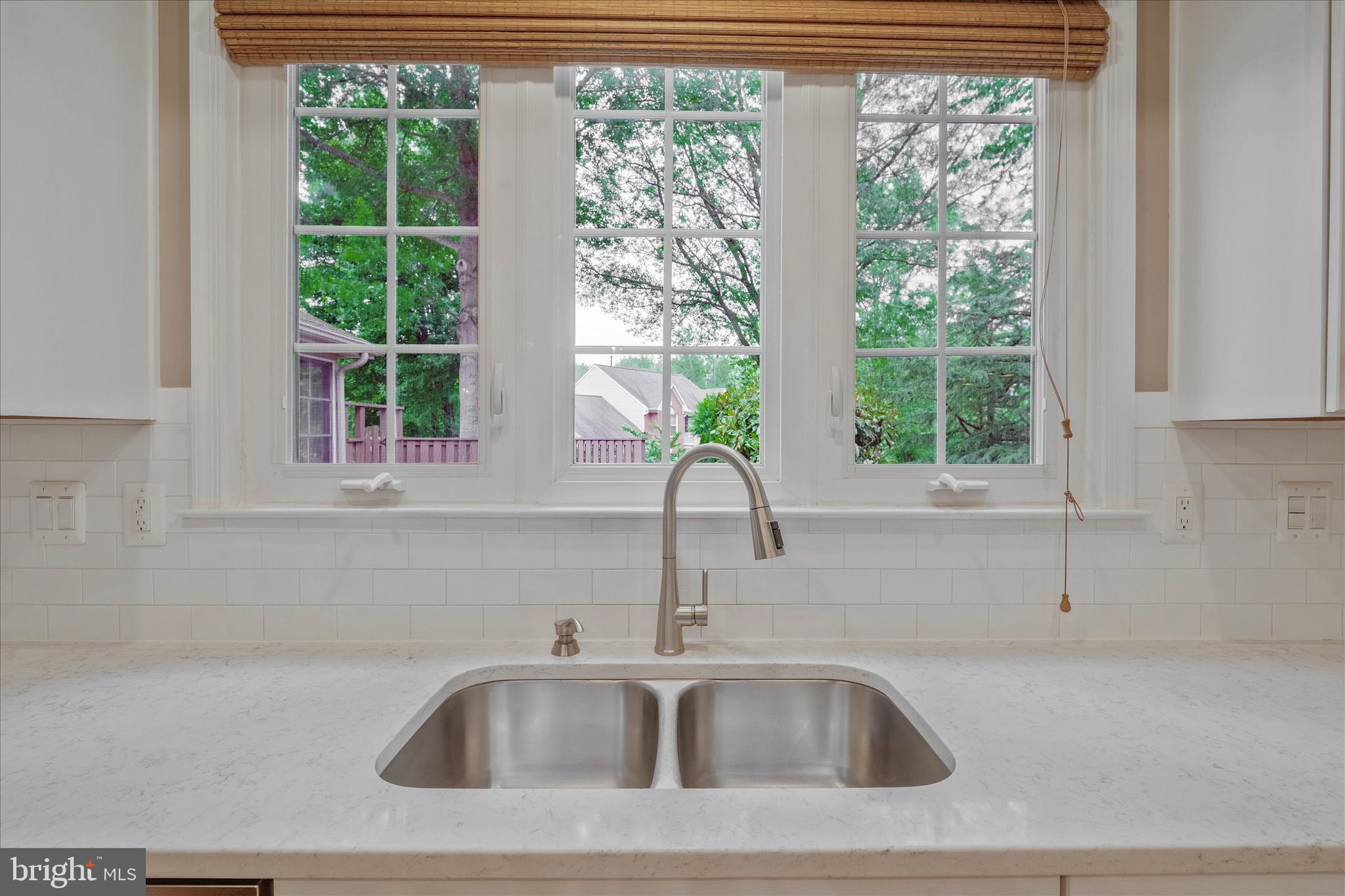 MONTGOMERY MEADOWS - Residential