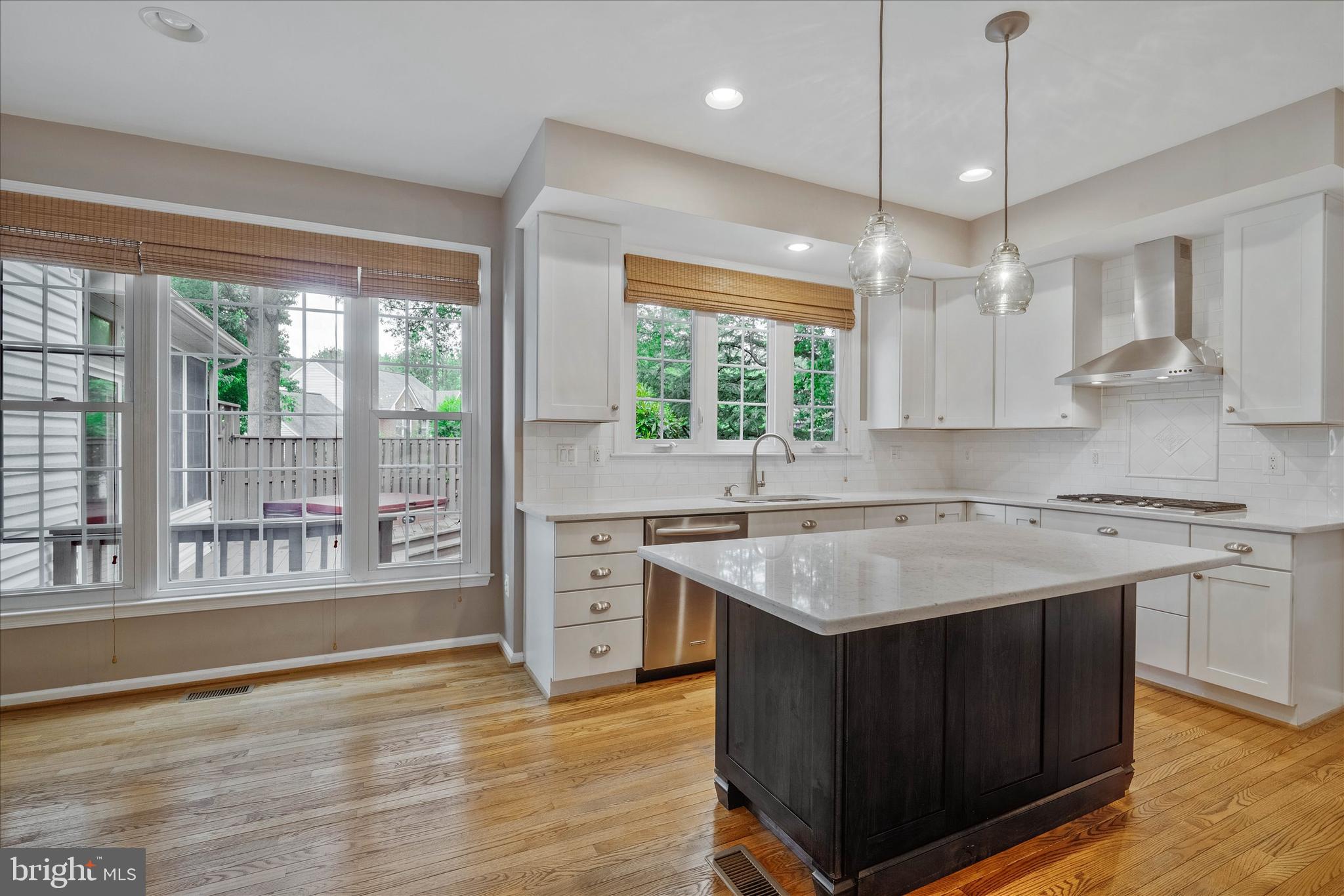 MONTGOMERY MEADOWS - Residential