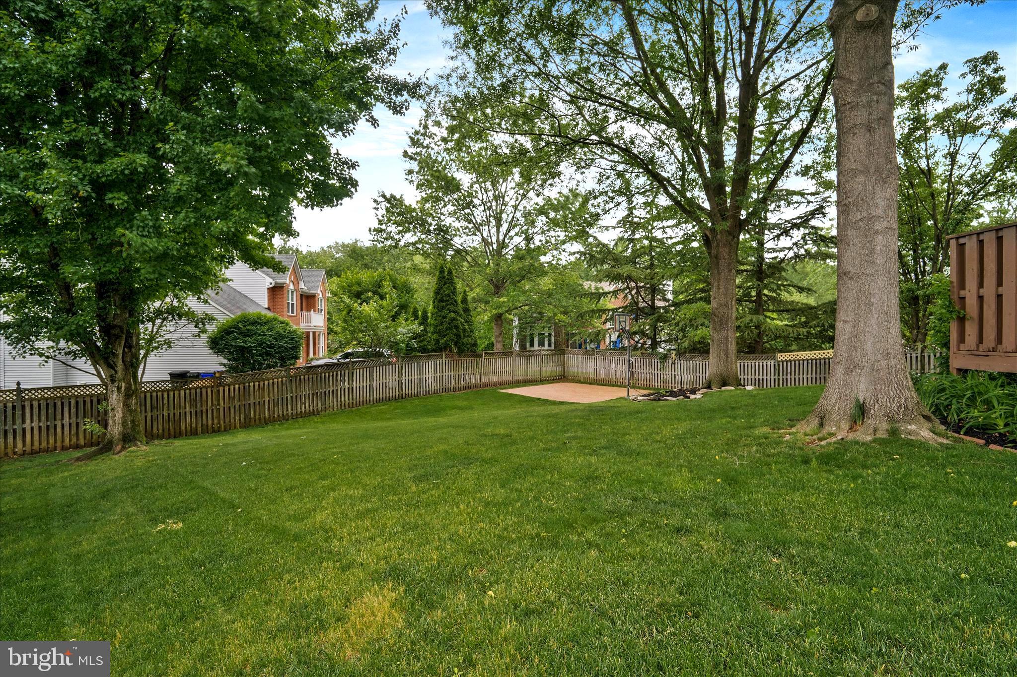 MONTGOMERY MEADOWS - Residential