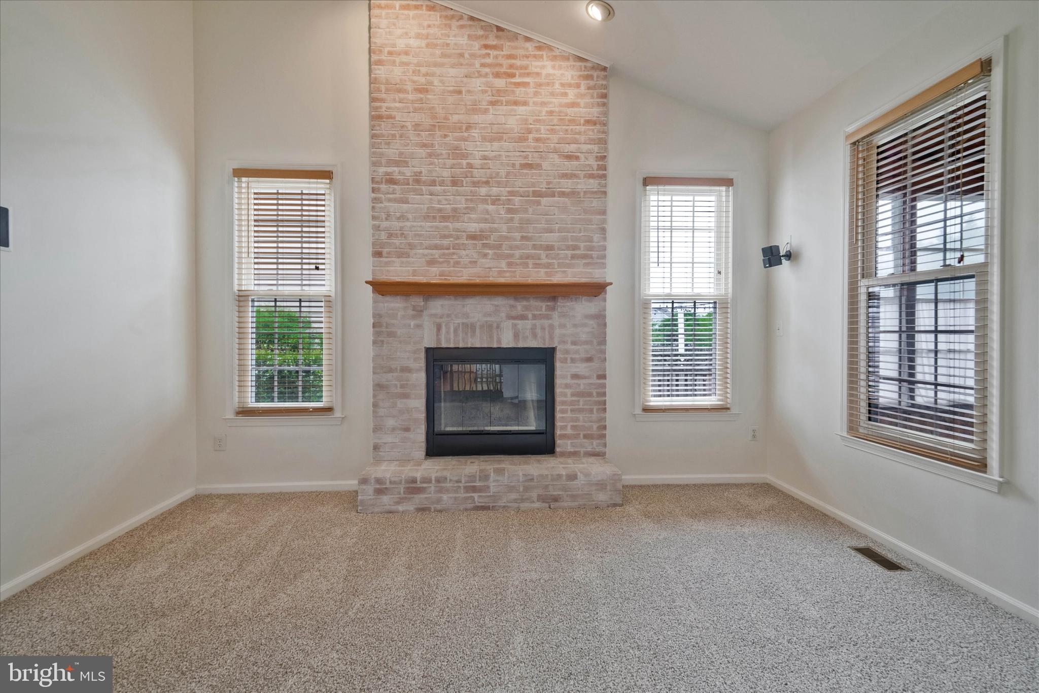 MONTGOMERY MEADOWS - Residential