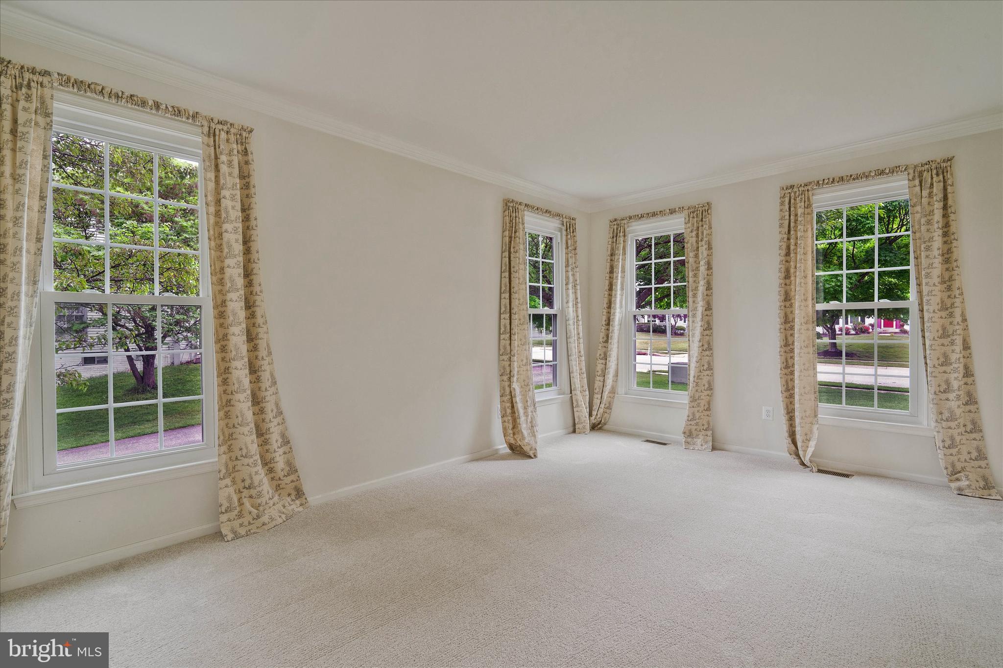 MONTGOMERY MEADOWS - Residential