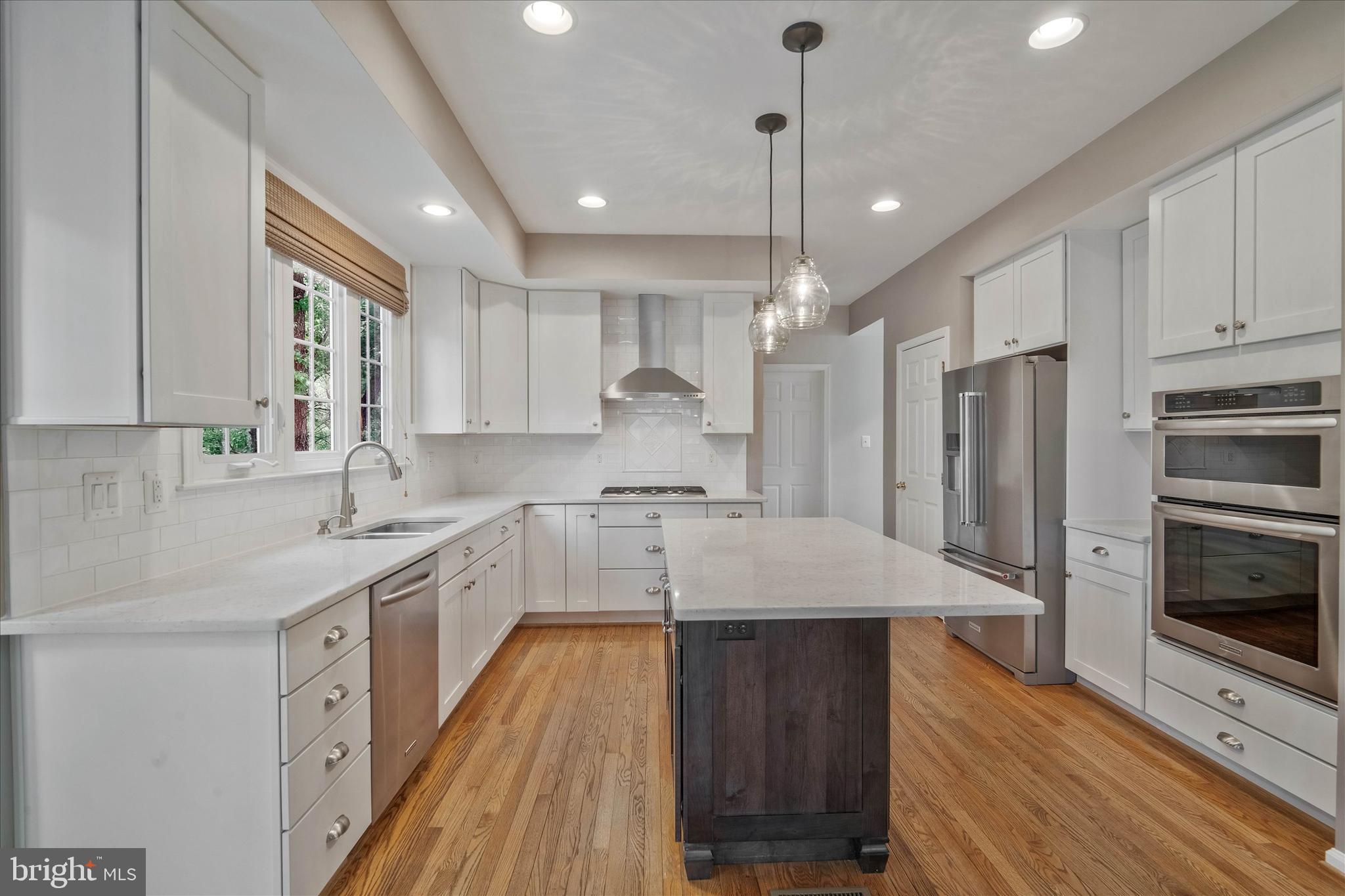 MONTGOMERY MEADOWS - Residential