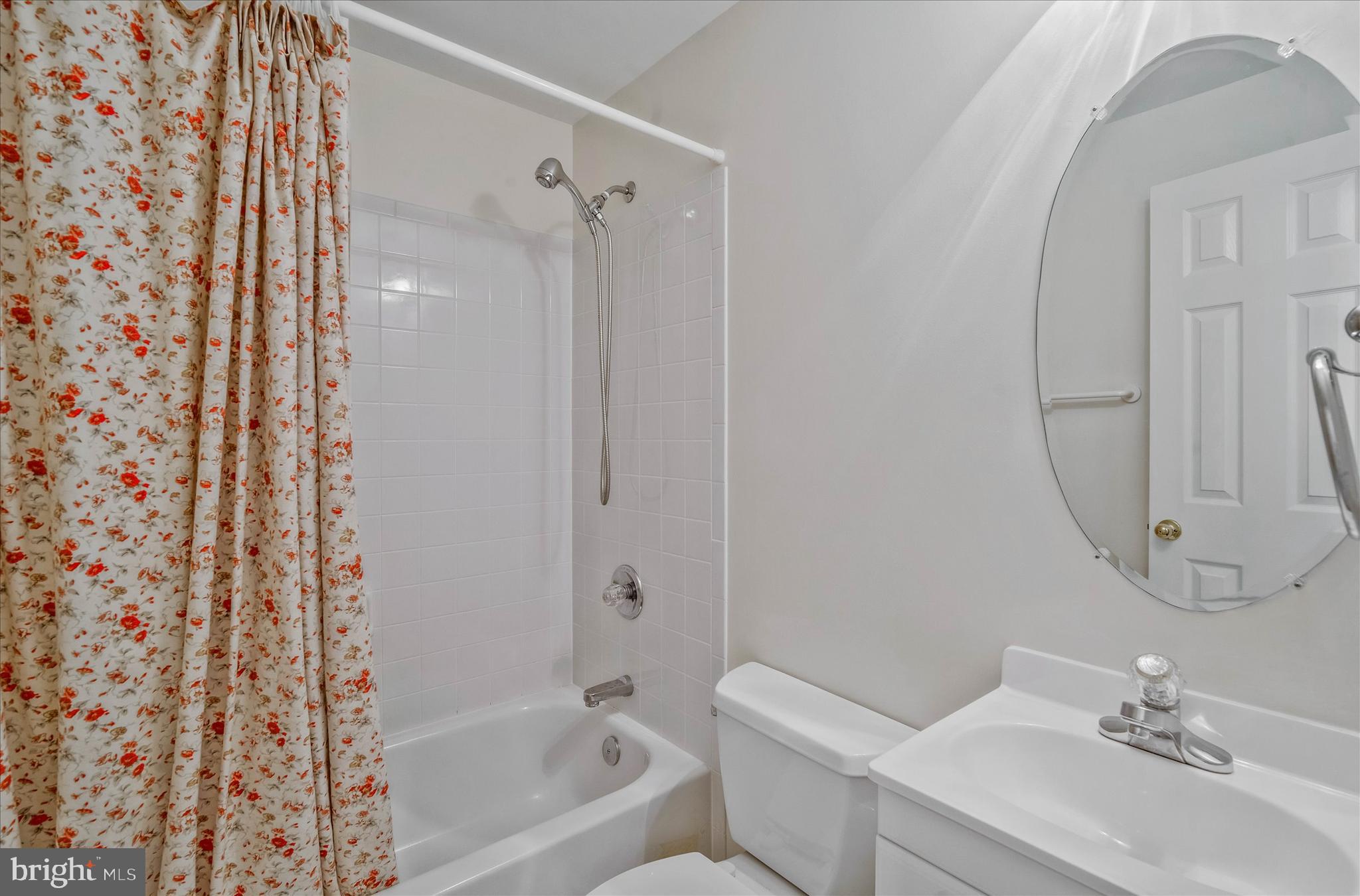 MONTGOMERY MEADOWS - Residential