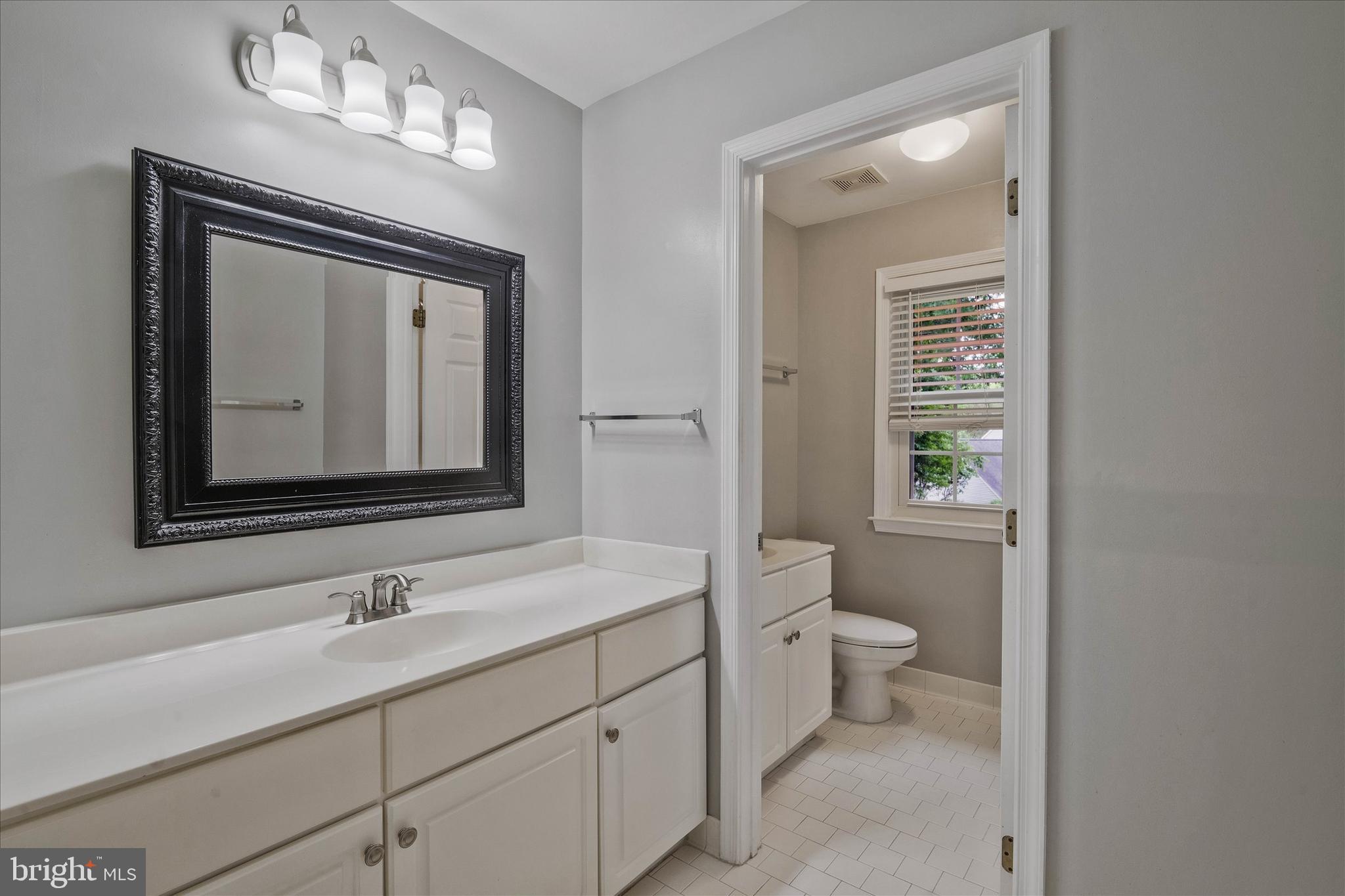 MONTGOMERY MEADOWS - Residential