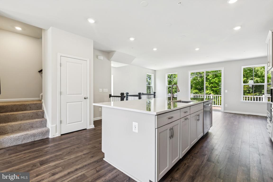 SCOTLAND HEIGHTS - Residential