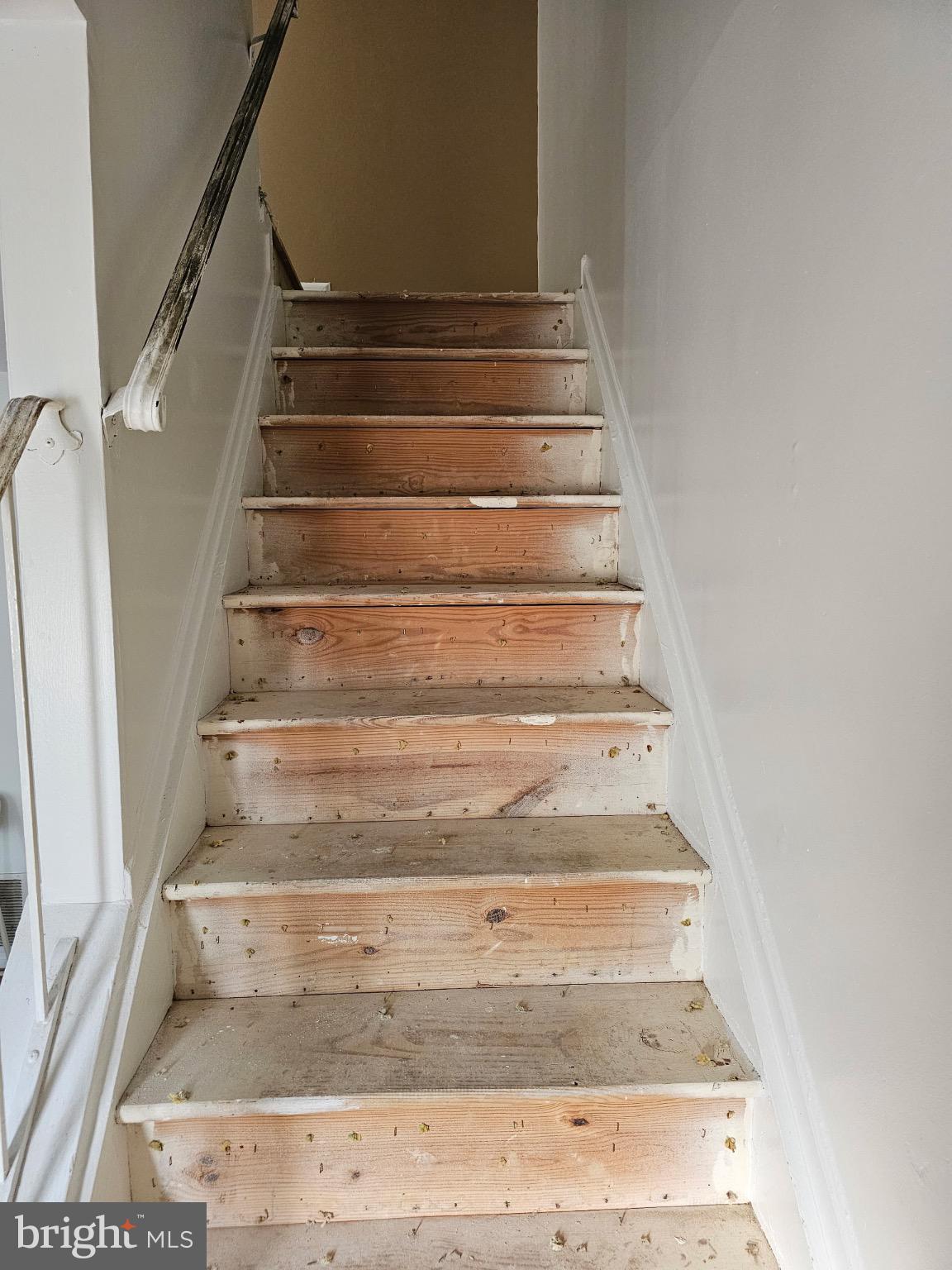 3705 KEMPSFORD PLACE