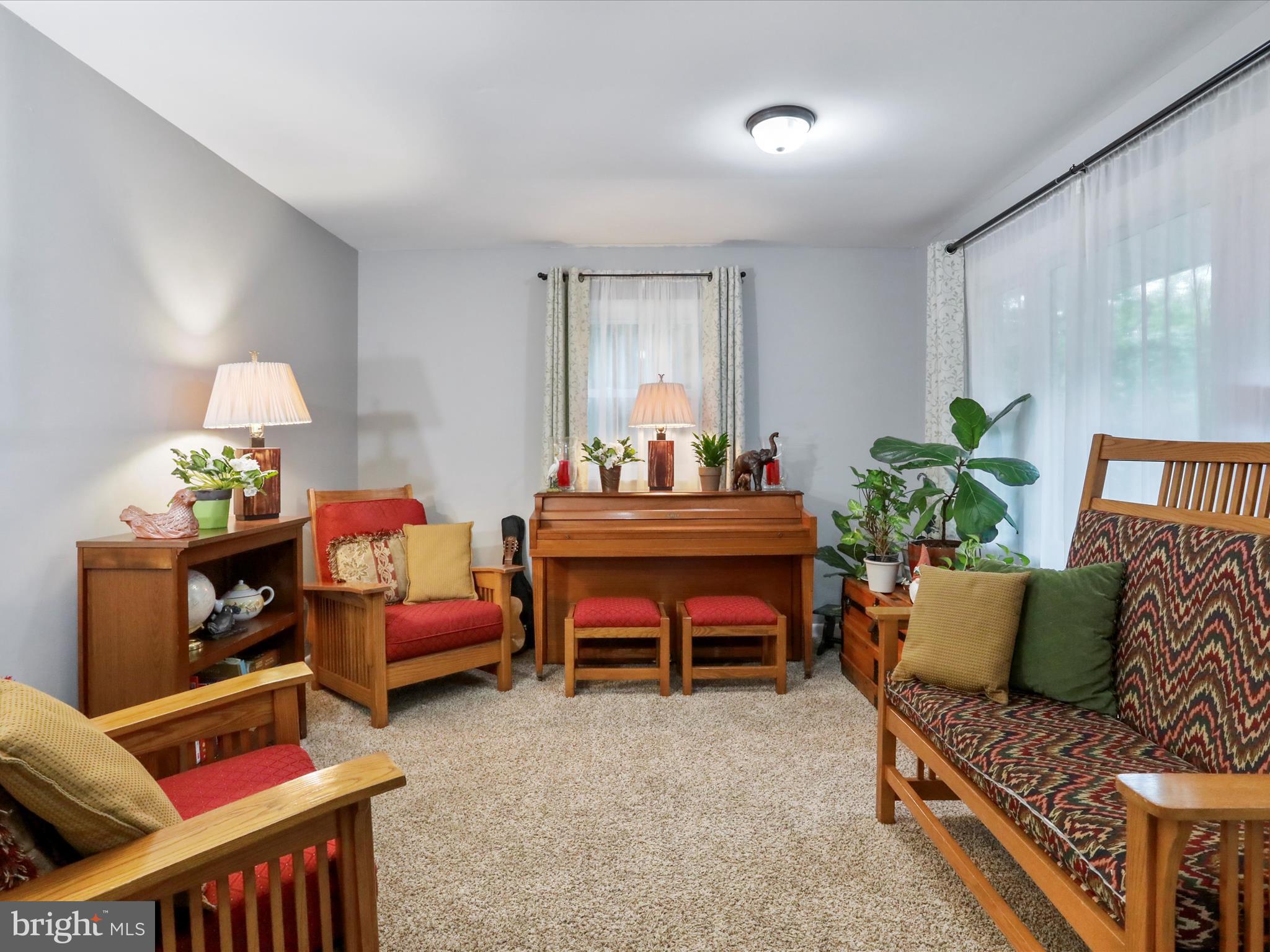 SHANNONDALE - Residential