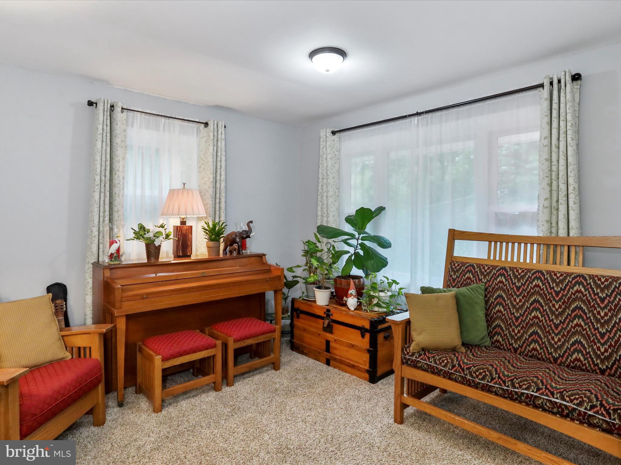 SHANNONDALE - Residential