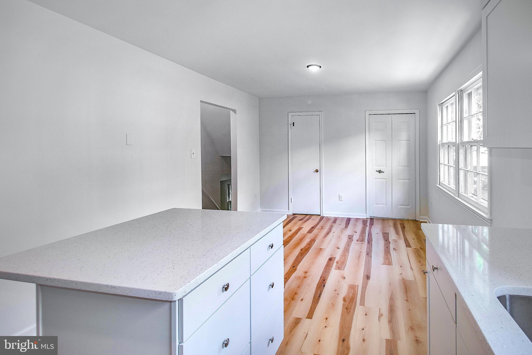 ROYAL COURT - Residential Lease