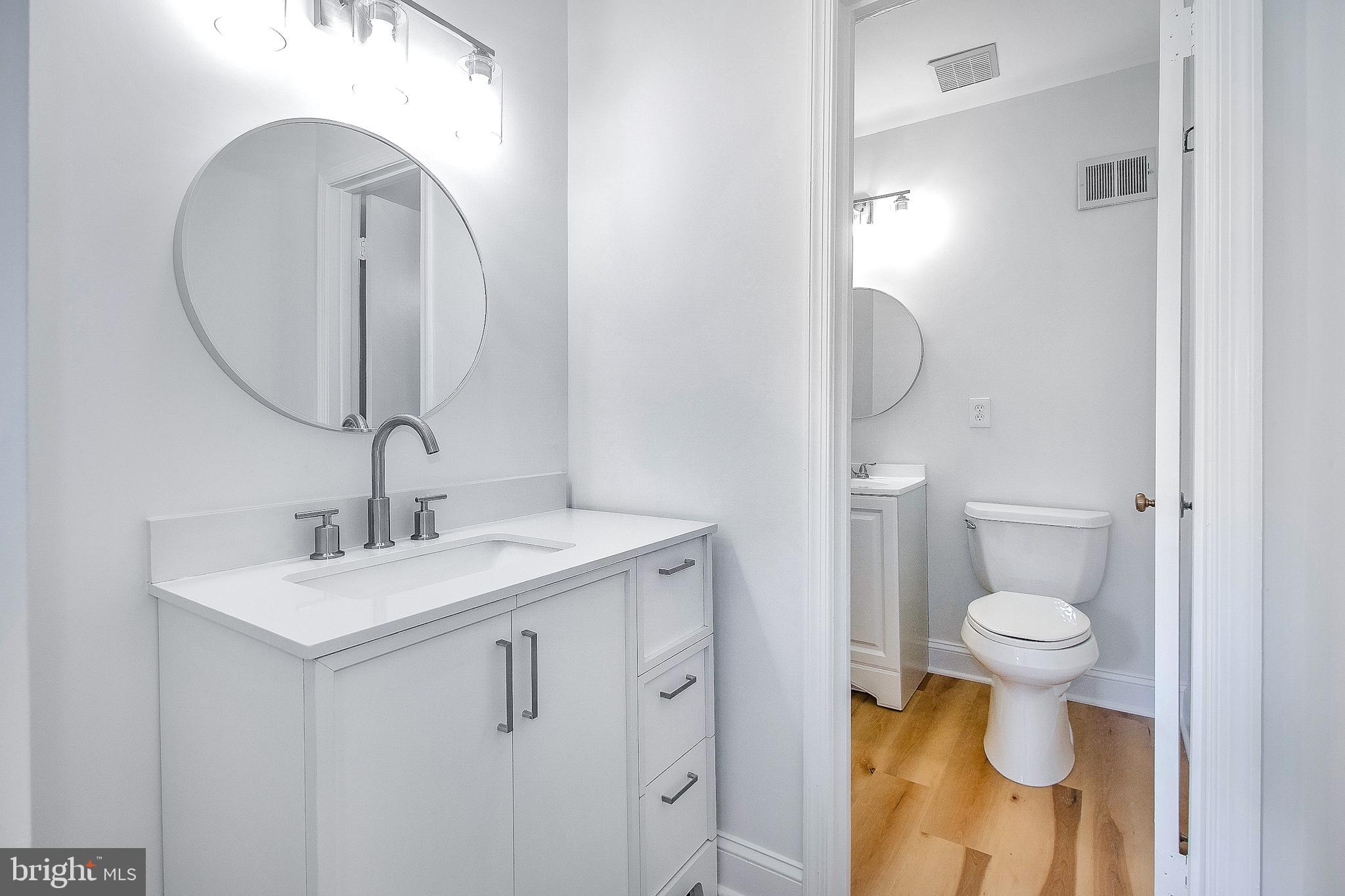 ROYAL COURT - Residential Lease