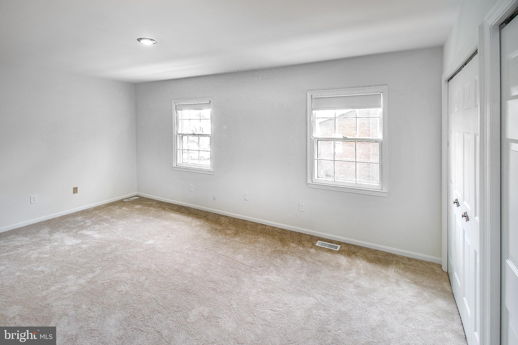 ROYAL COURT - Residential Lease