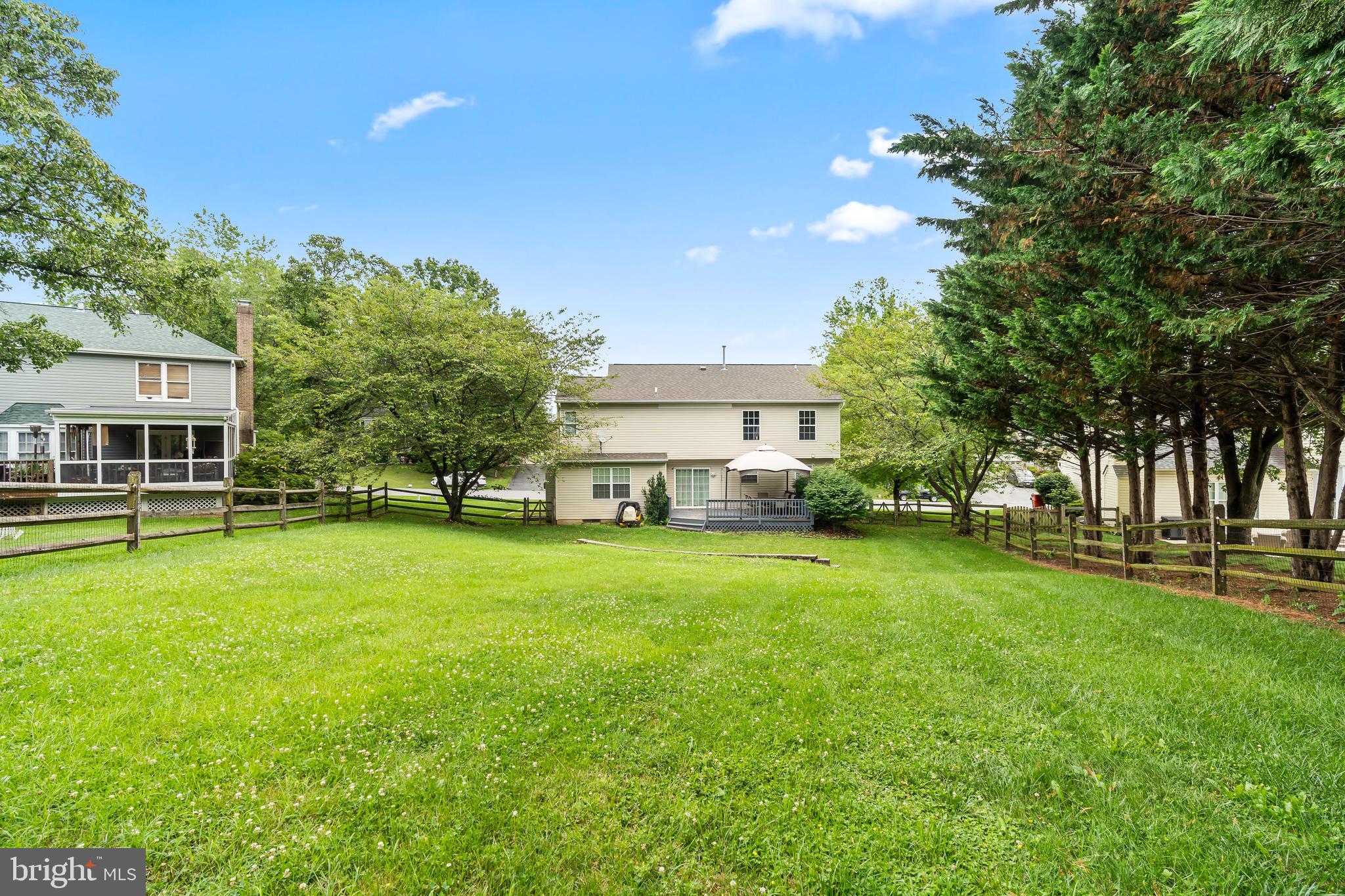 FOXLEIGH MEADOWS - Residential