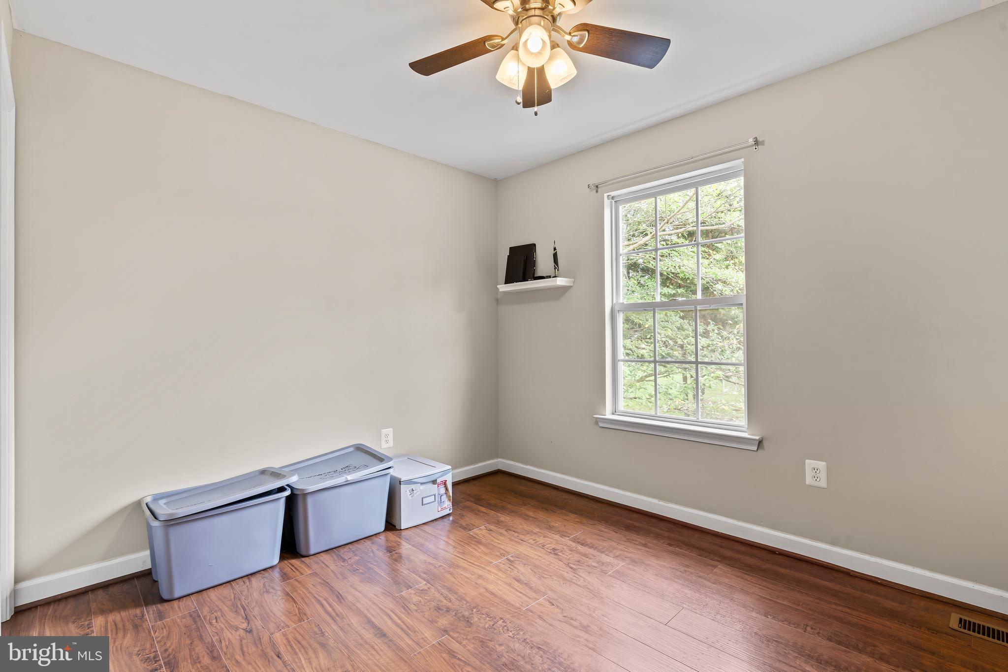 FOXLEIGH MEADOWS - Residential