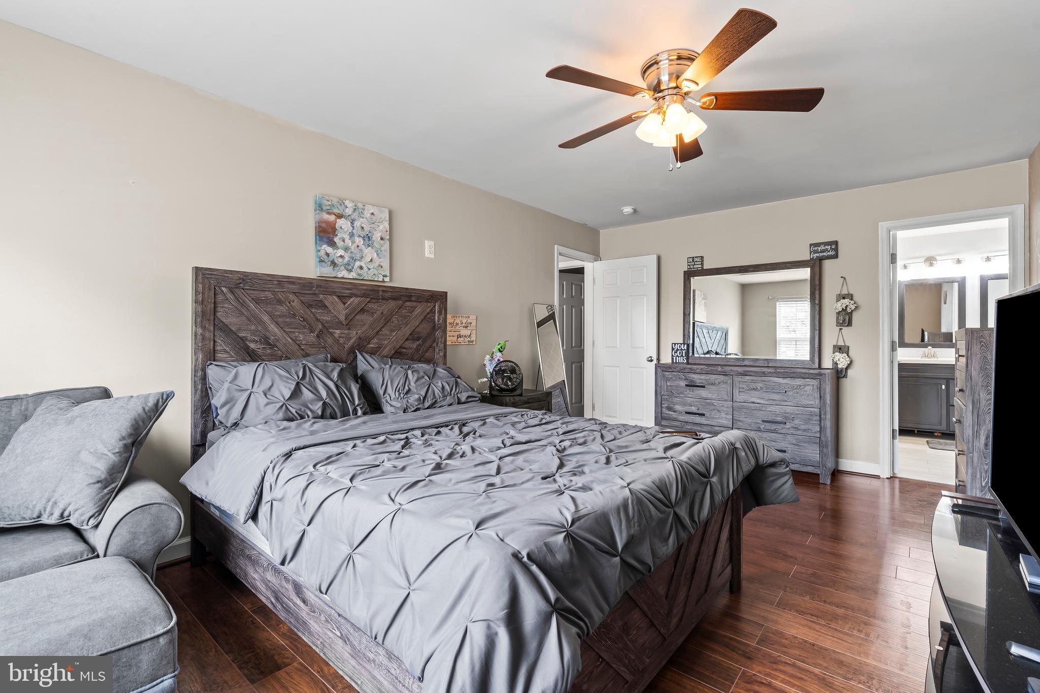 FOXLEIGH MEADOWS - Residential