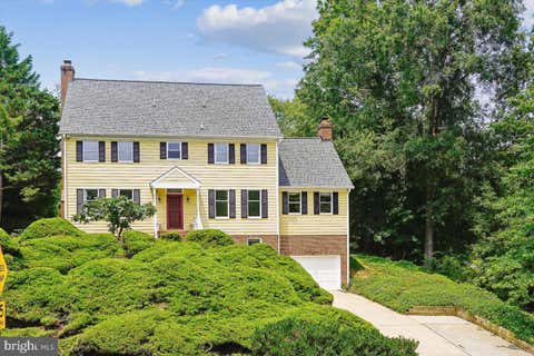 Photo of 1904 Mason Hill Drive, ALEXANDRIA, VA 22307 (MLS # VAFX2329760)