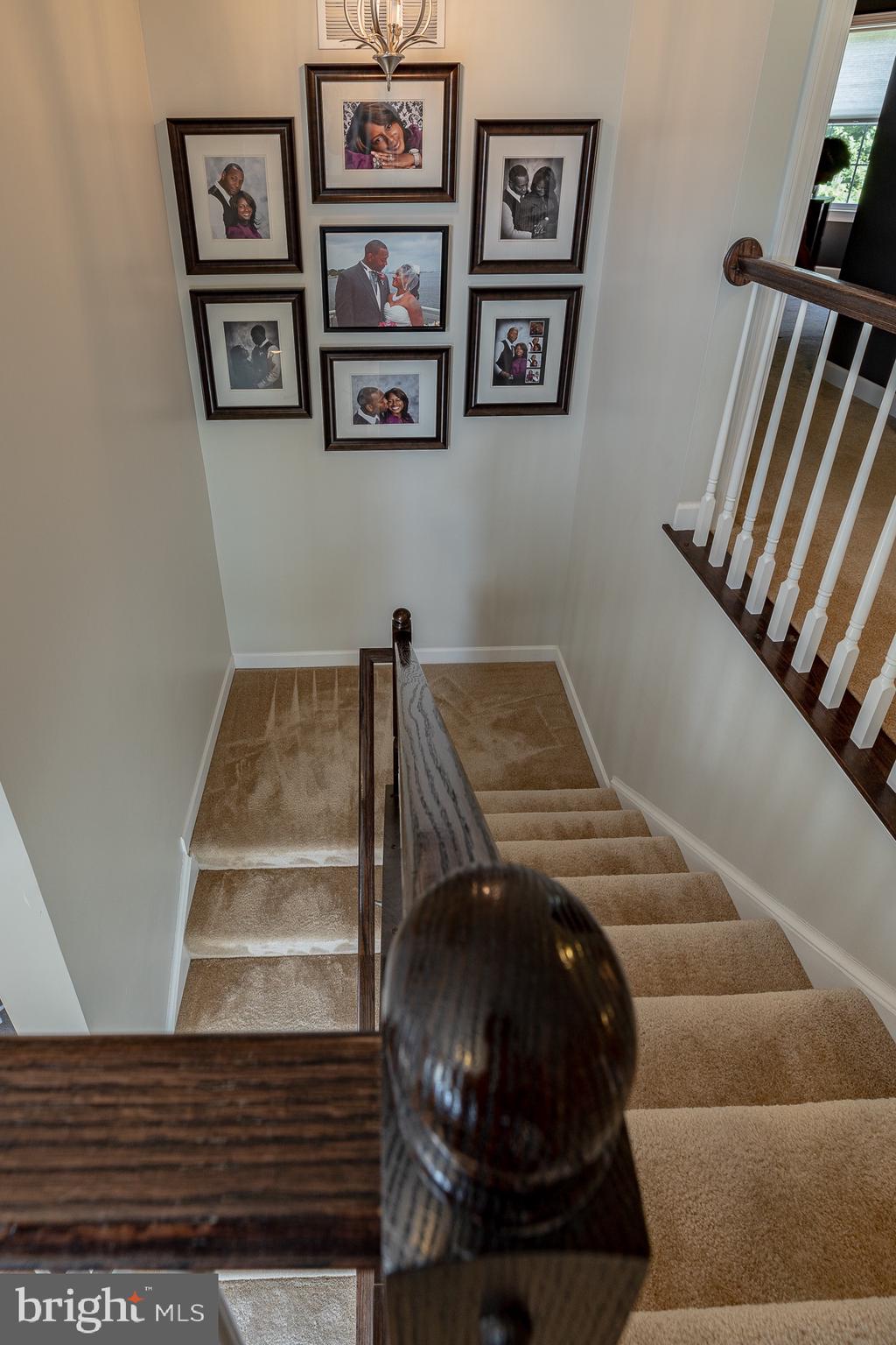 EAGLES POINTE - Residential
