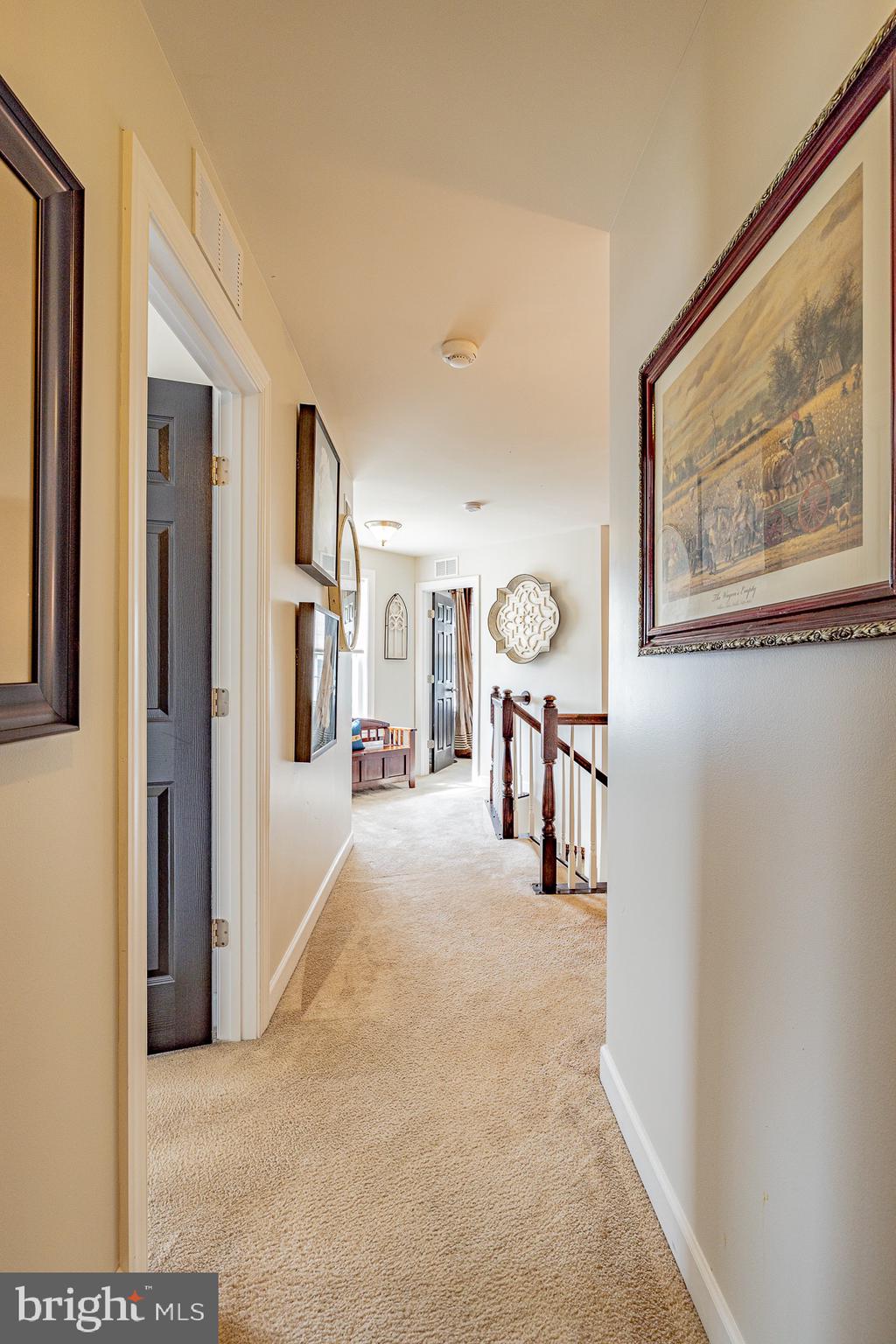 EAGLES POINTE - Residential