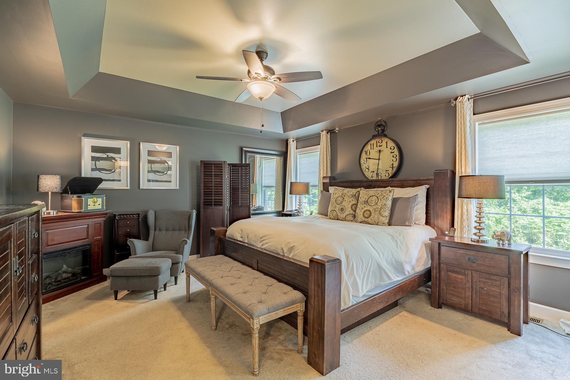 EAGLES POINTE - Residential