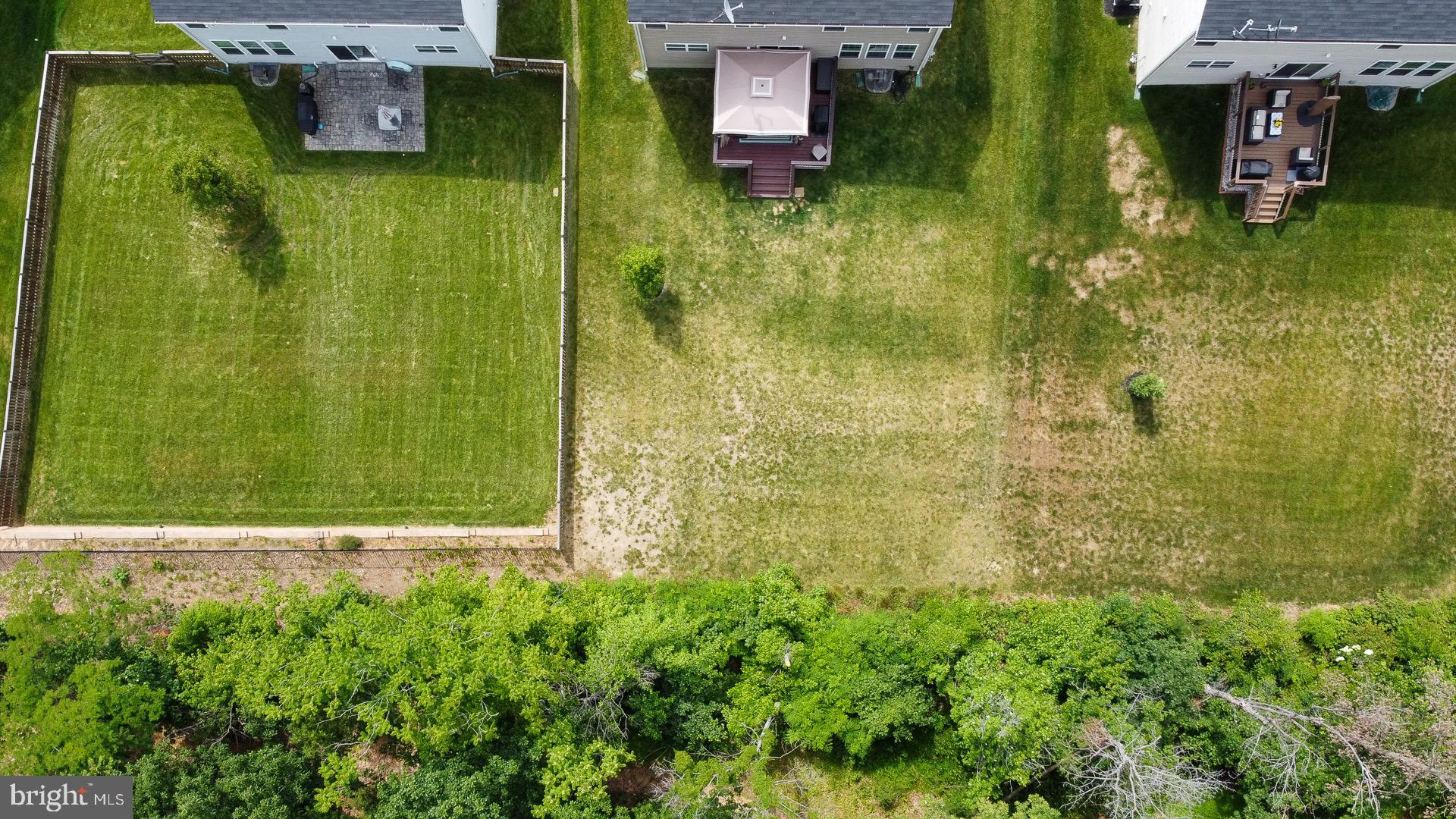 EAGLES POINTE - Residential