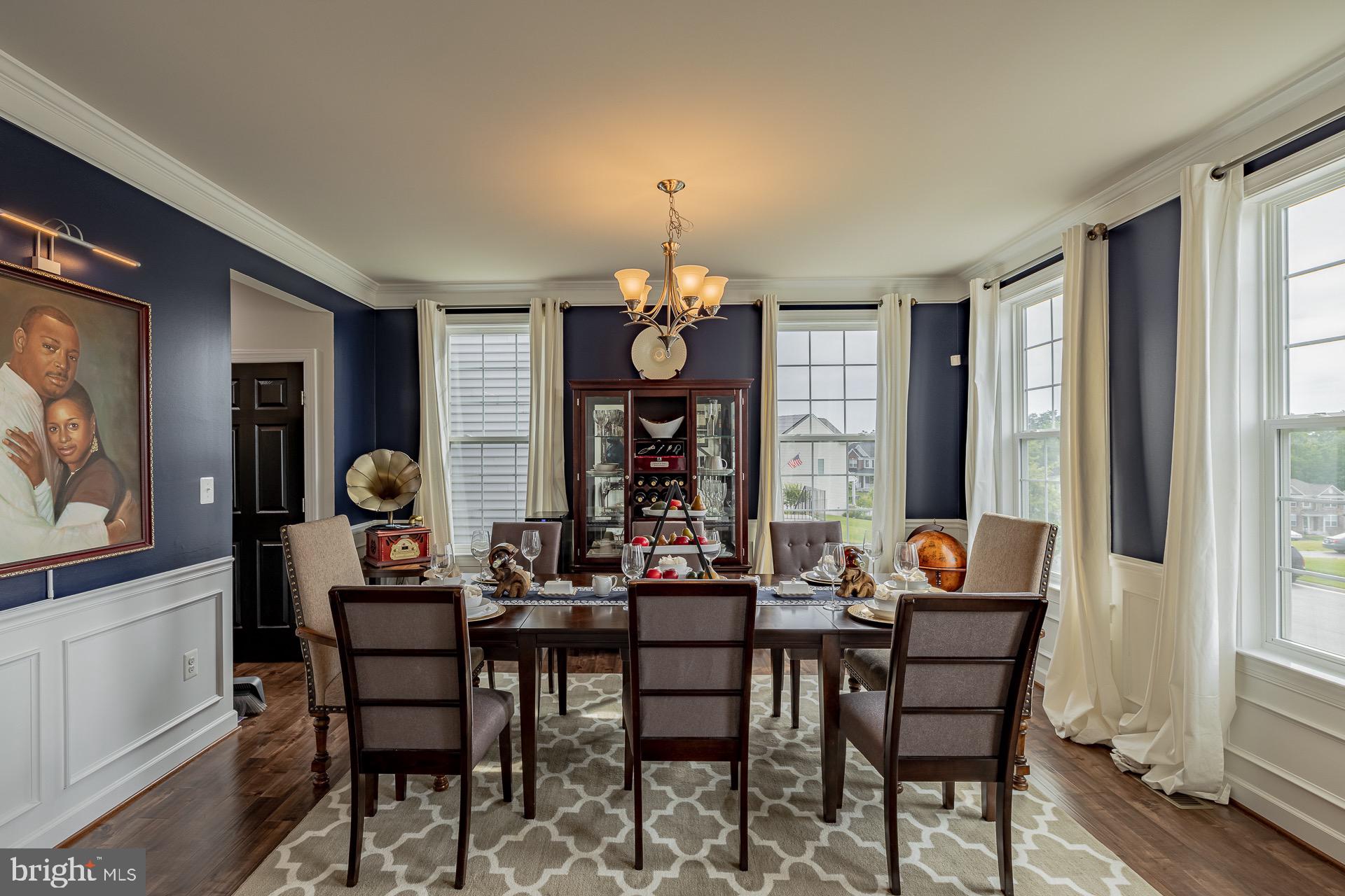 EAGLES POINTE - Residential