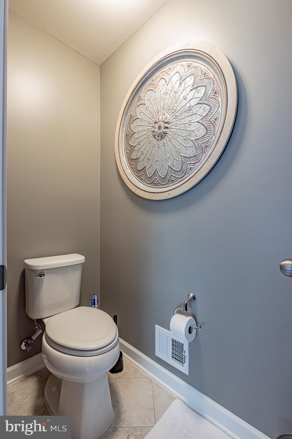 EAGLES POINTE - Residential