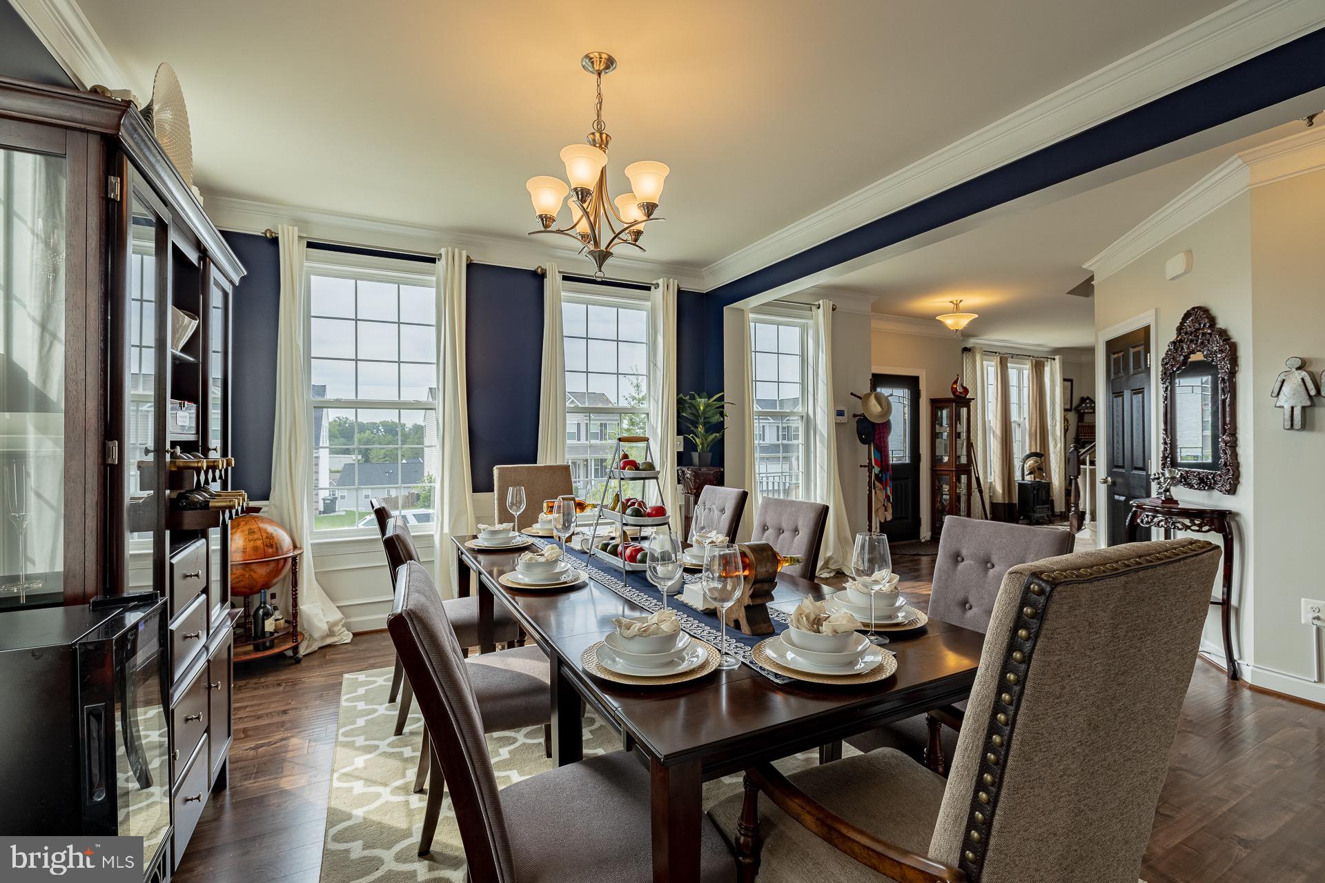 EAGLES POINTE - Residential