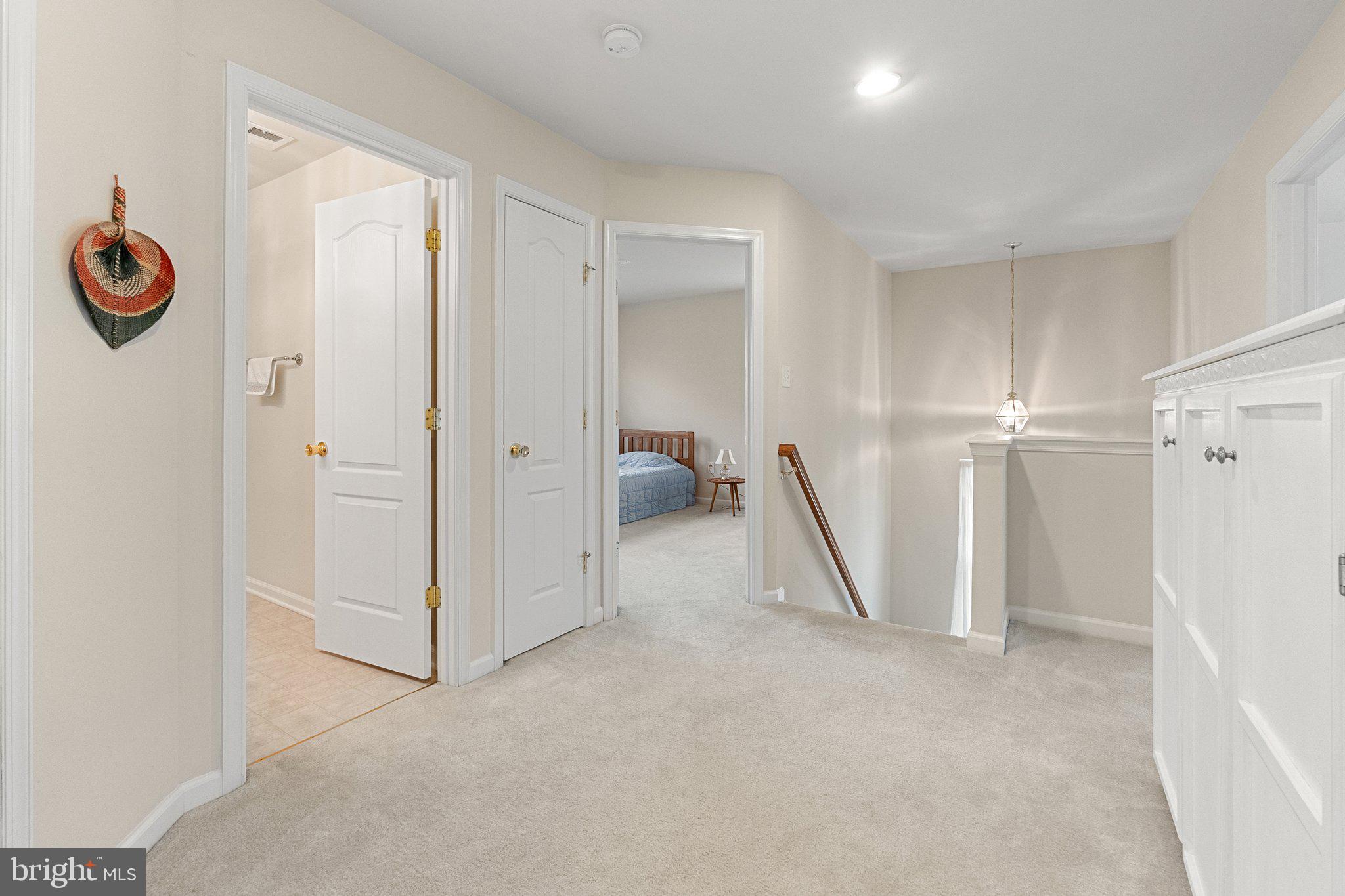 WAKELAND MANOR - Residential