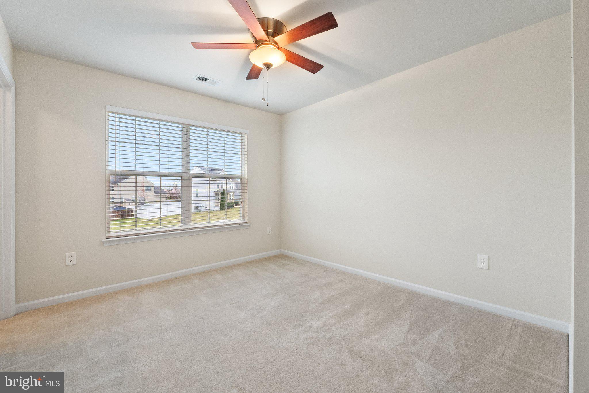 WAKELAND MANOR - Residential