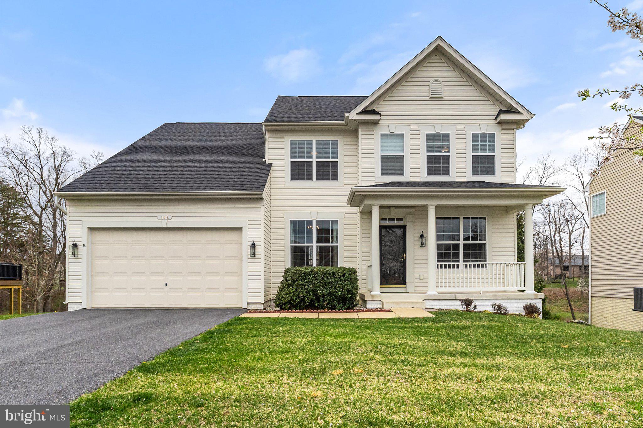 WAKELAND MANOR - Residential