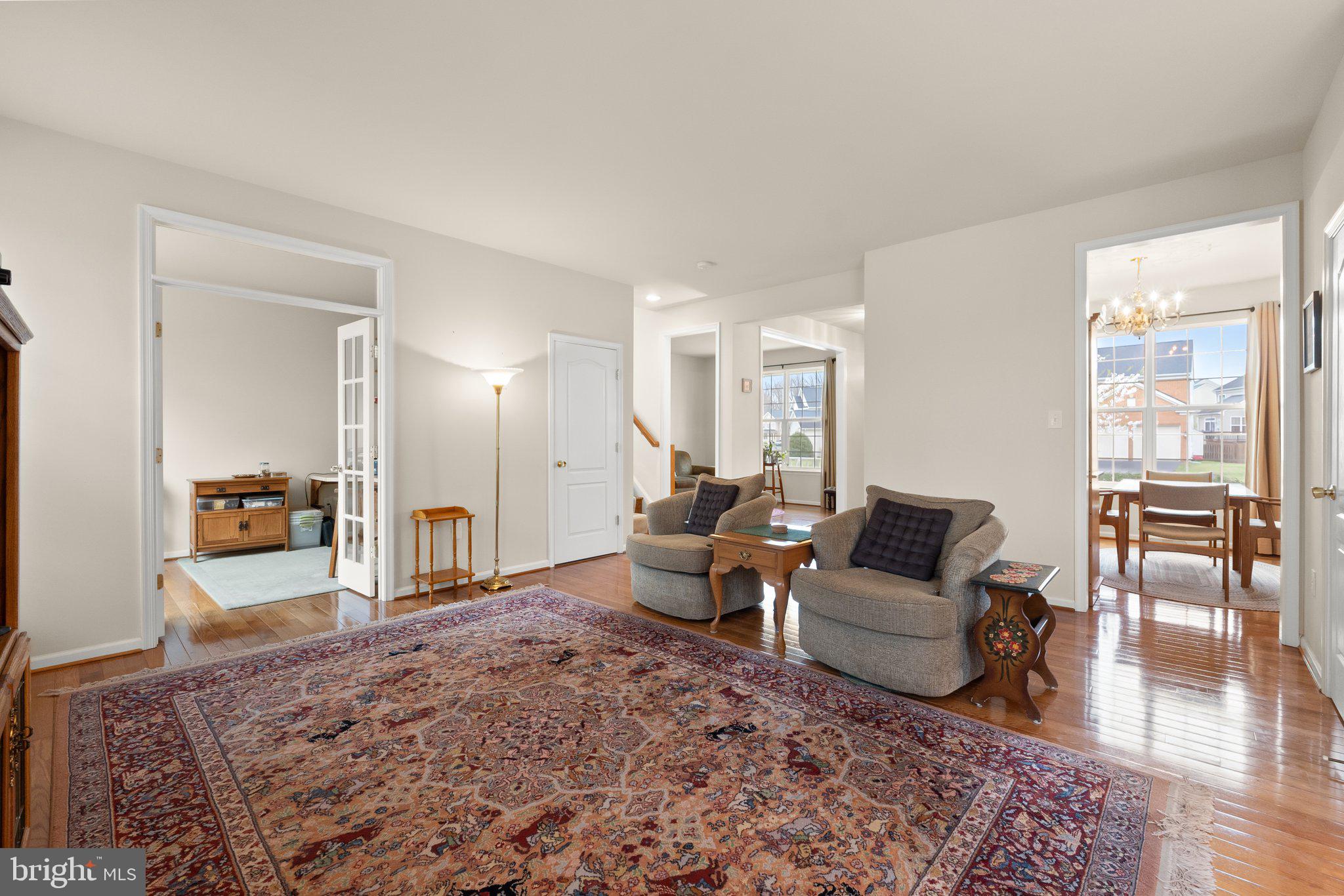 WAKELAND MANOR - Residential