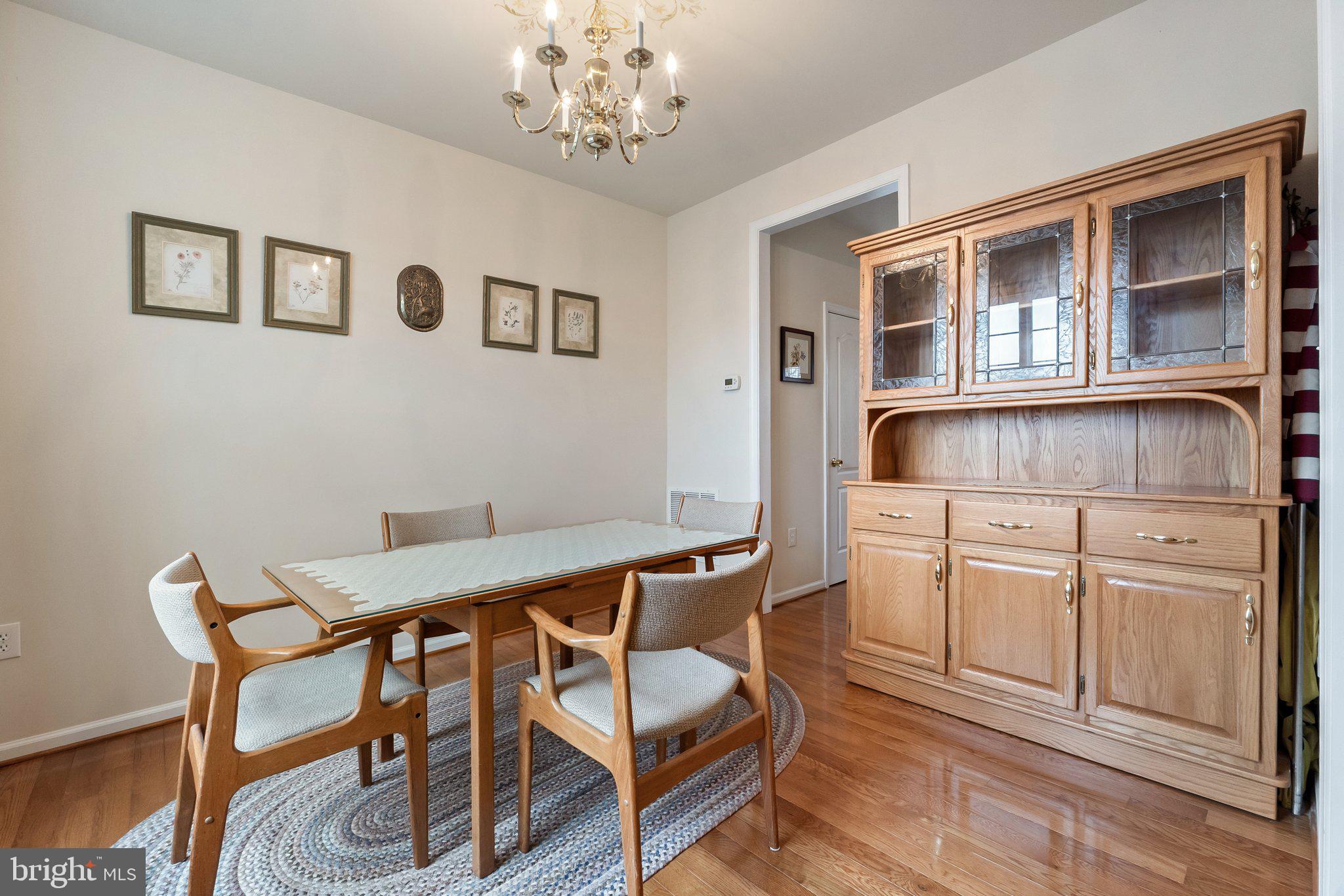 WAKELAND MANOR - Residential