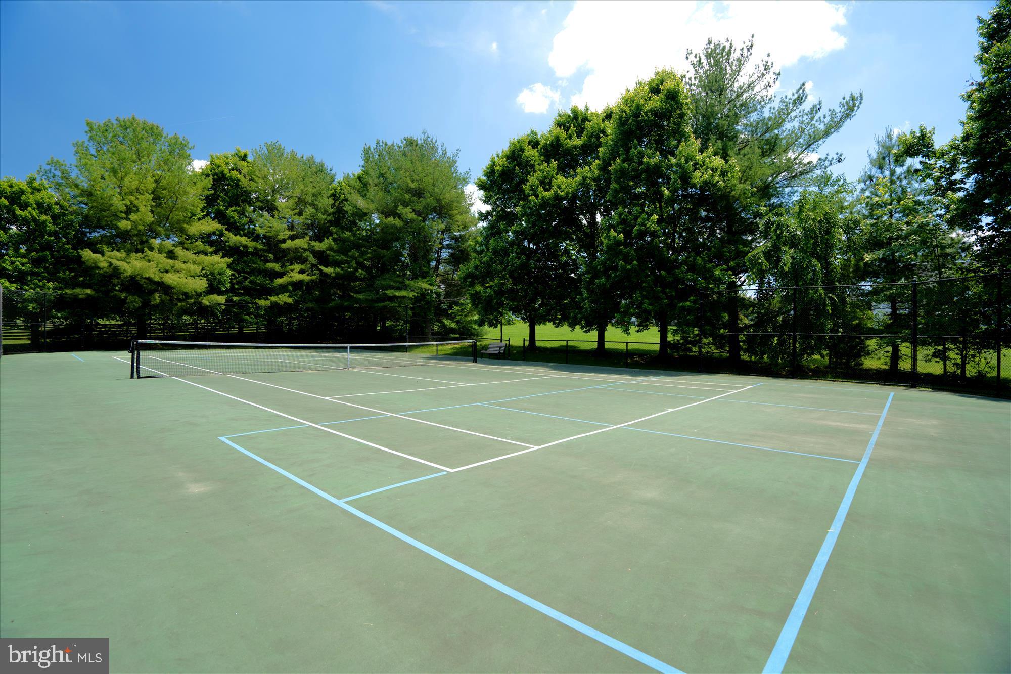 FOX VALLEY ESTATES - Residential