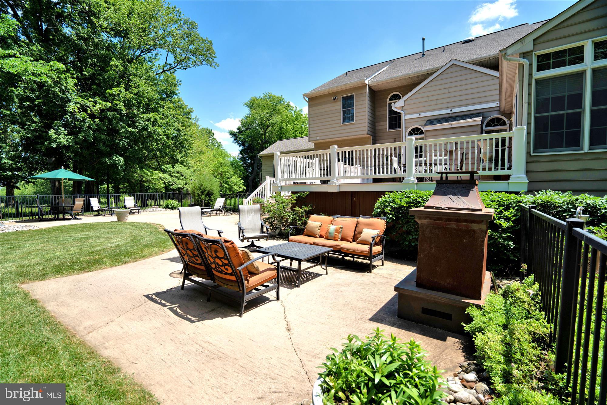 FOX VALLEY ESTATES - Residential