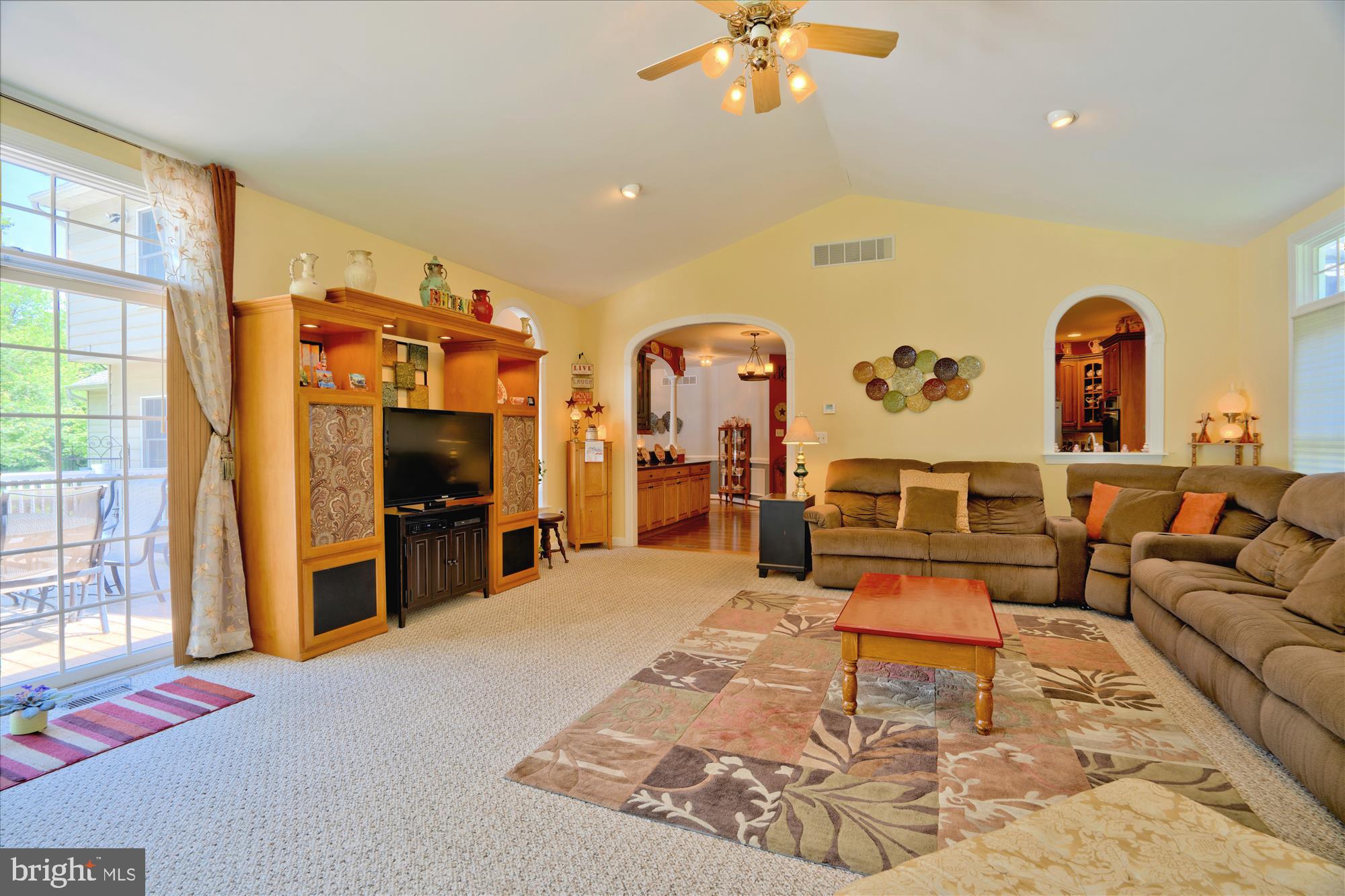 FOX VALLEY ESTATES - Residential