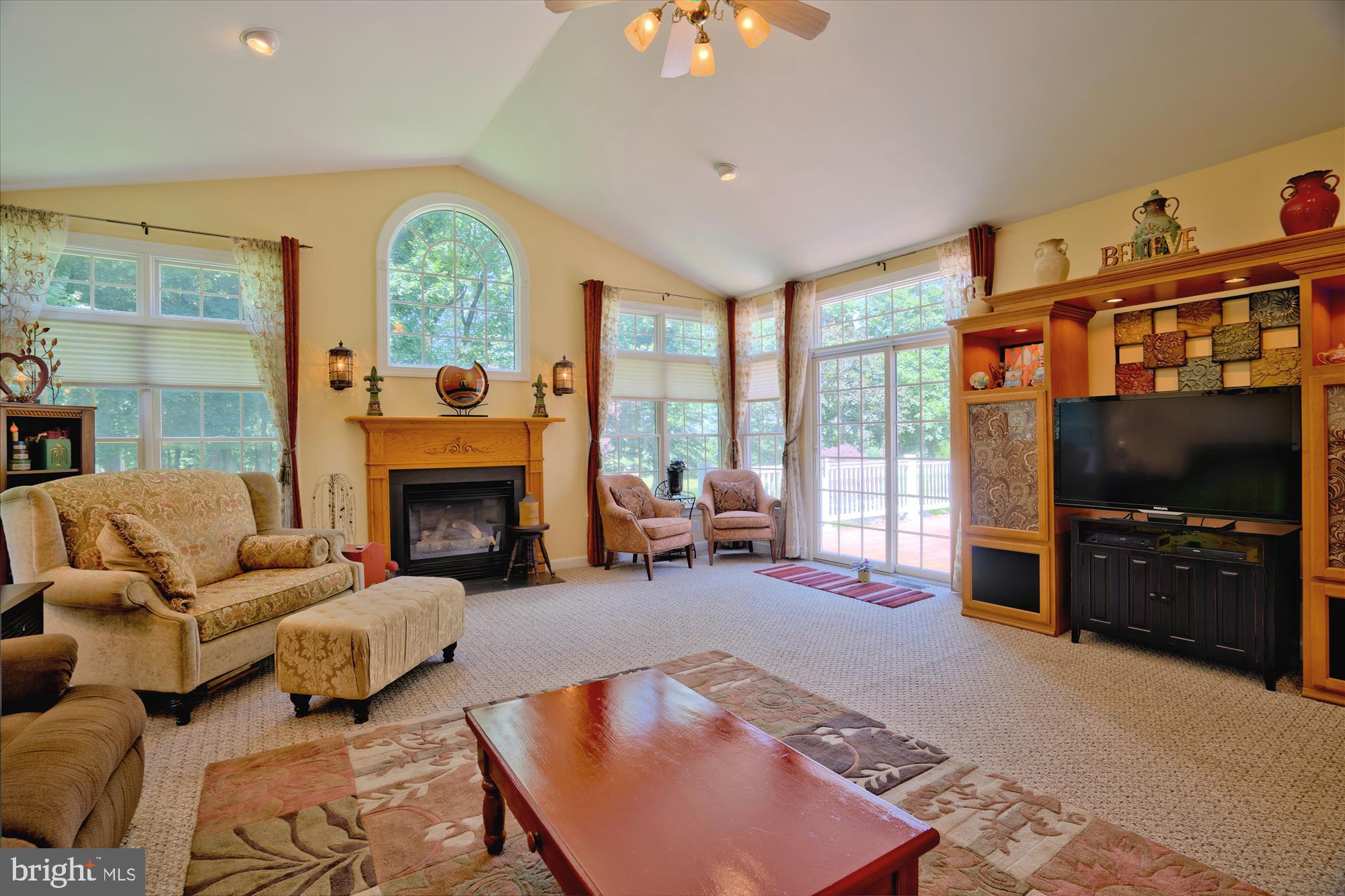 FOX VALLEY ESTATES - Residential