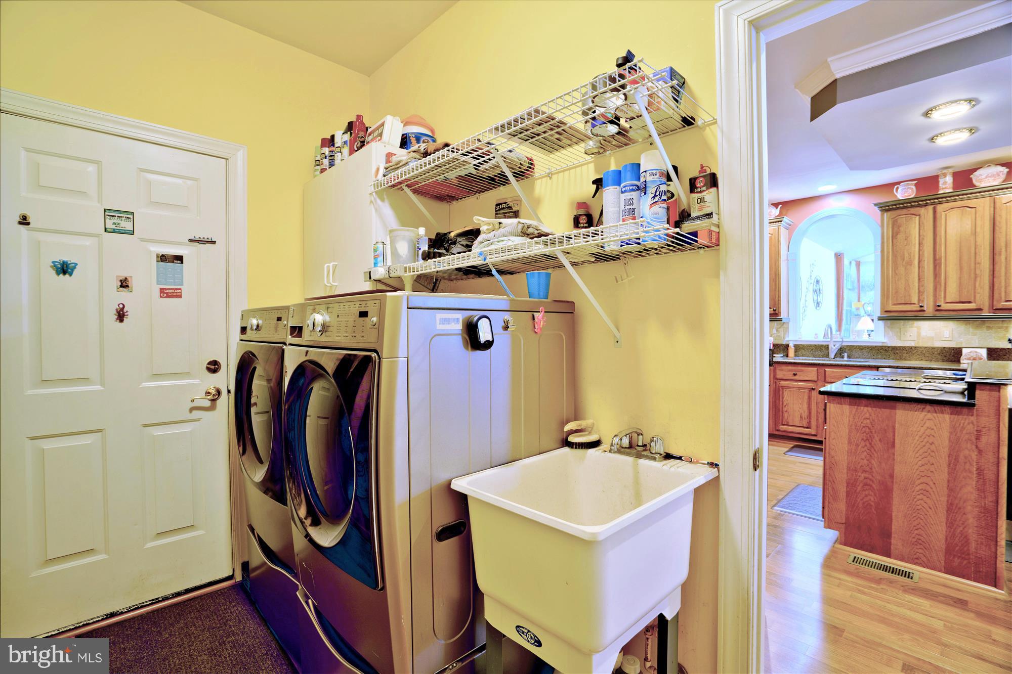 FOX VALLEY ESTATES - Residential