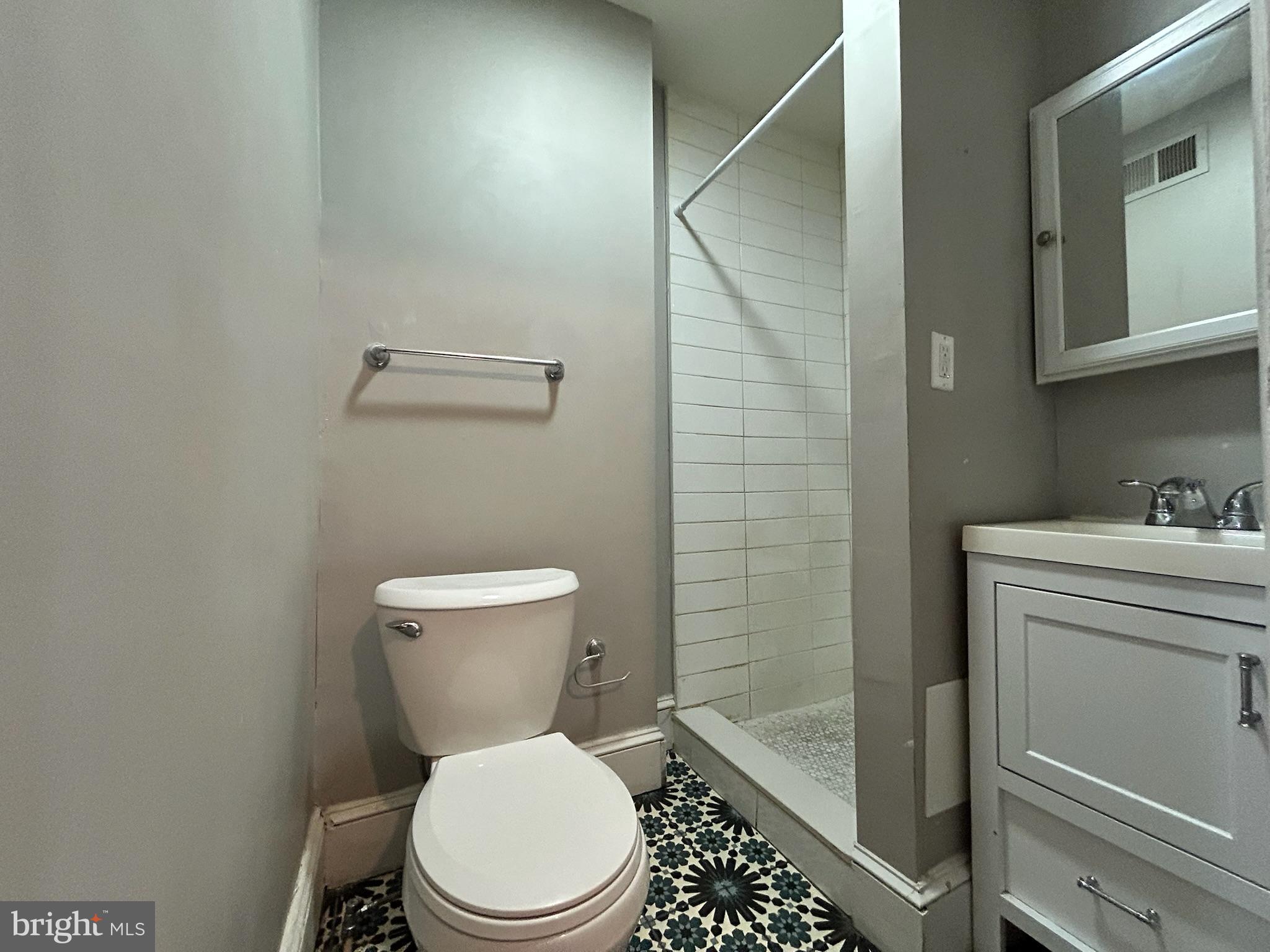 MADISON PARK HISTORIC DISTRICT - Residential Lease
