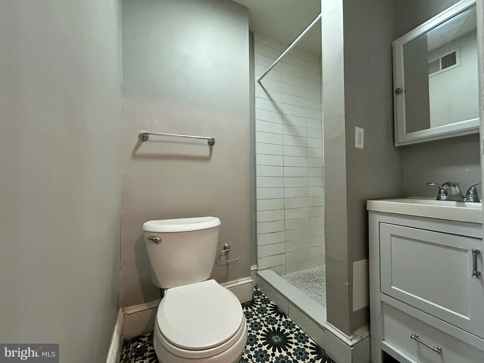 Baltimore, Maryland 21217, United States, 2 Bedrooms Bedrooms, ,1 BathroomBathrooms,Residential,Active,5950