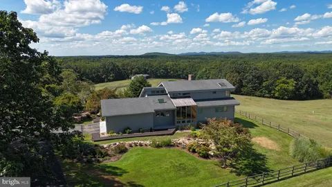 2082 Little Dogwood Road, Spout Spring, VA MLS: VAAV2000034