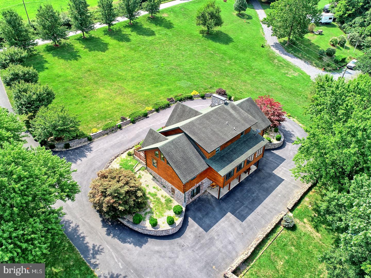 HIDDEN RIVER - Residential