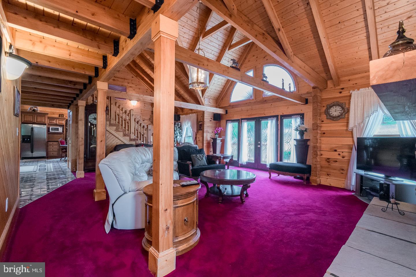 HIDDEN RIVER - Residential