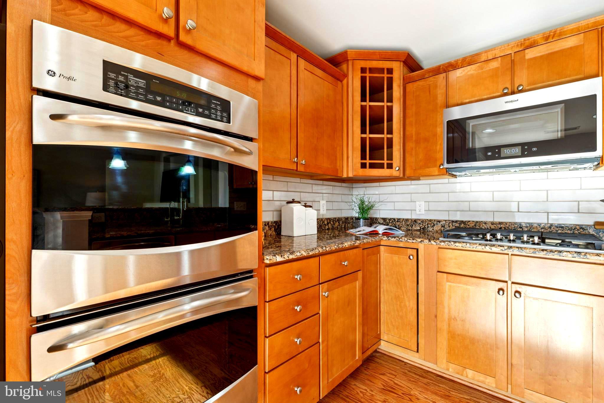 CENTREVILLE CROSSING - Residential