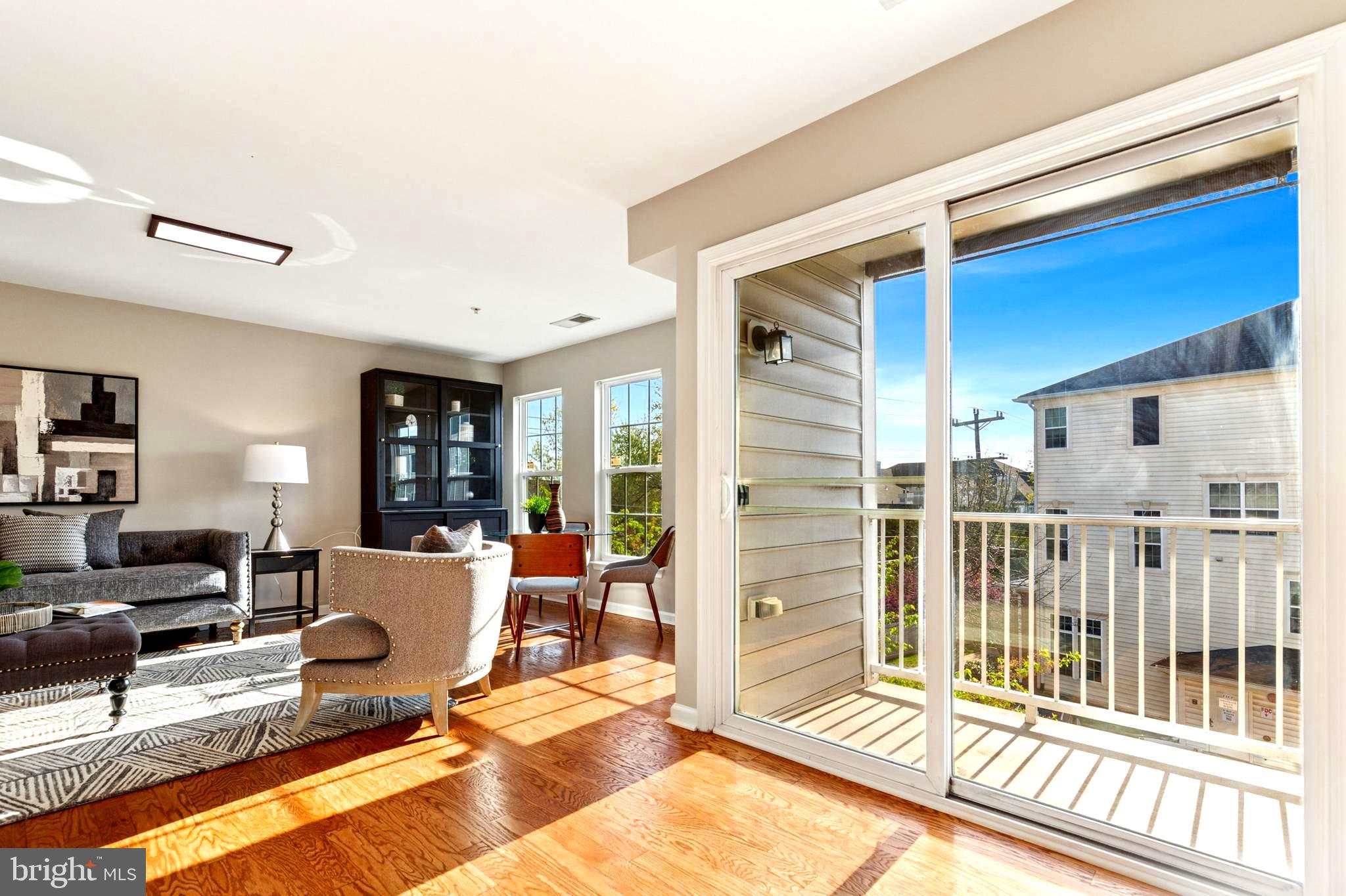 CENTREVILLE CROSSING - Residential