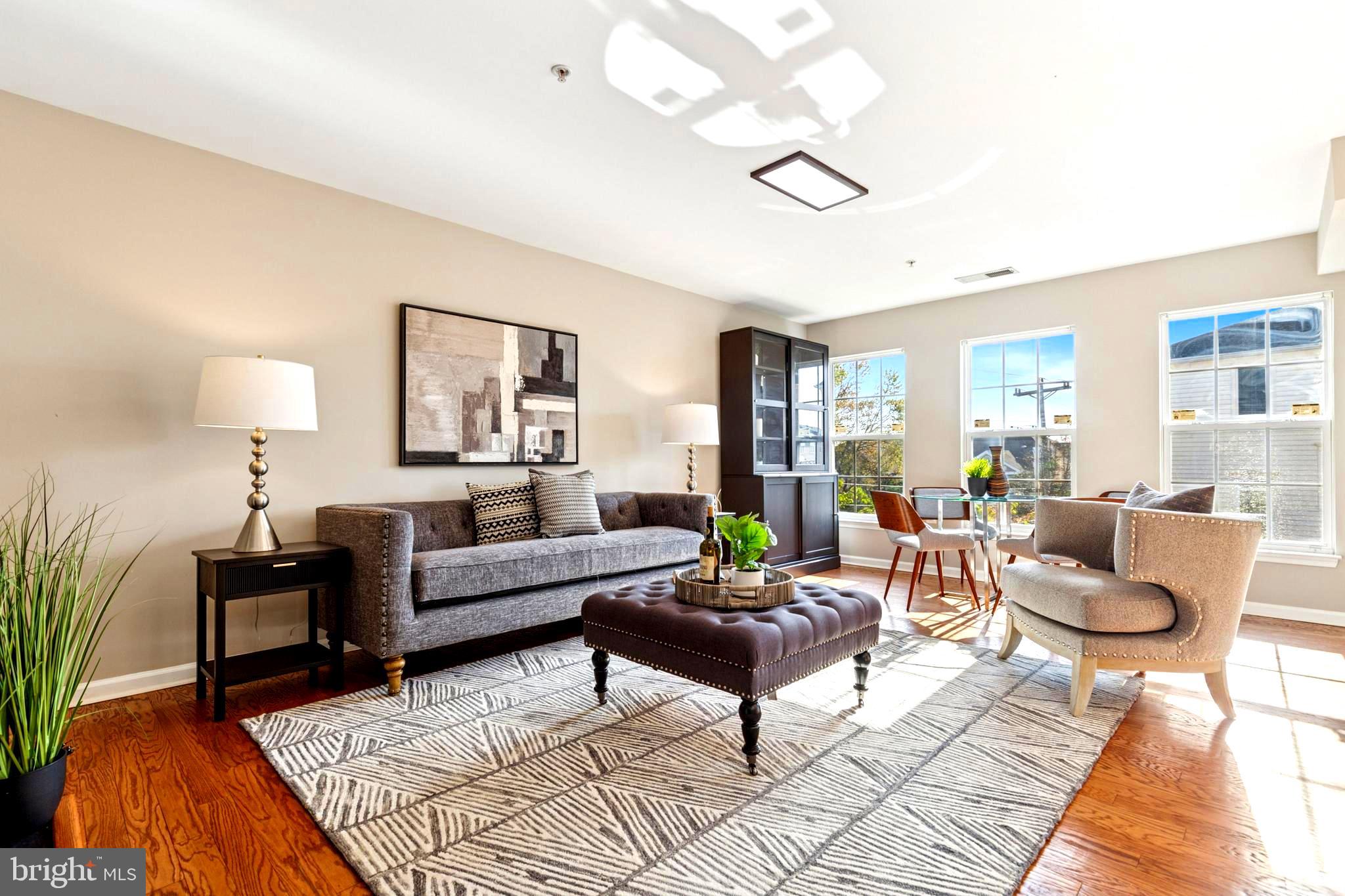 CENTREVILLE CROSSING - Residential