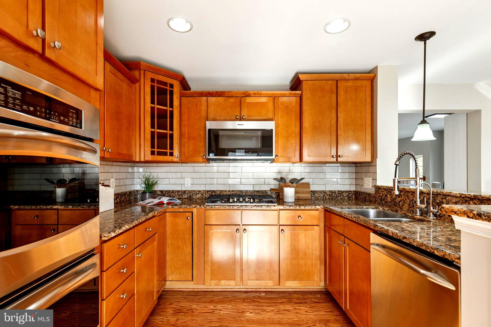 CENTREVILLE CROSSING - Residential