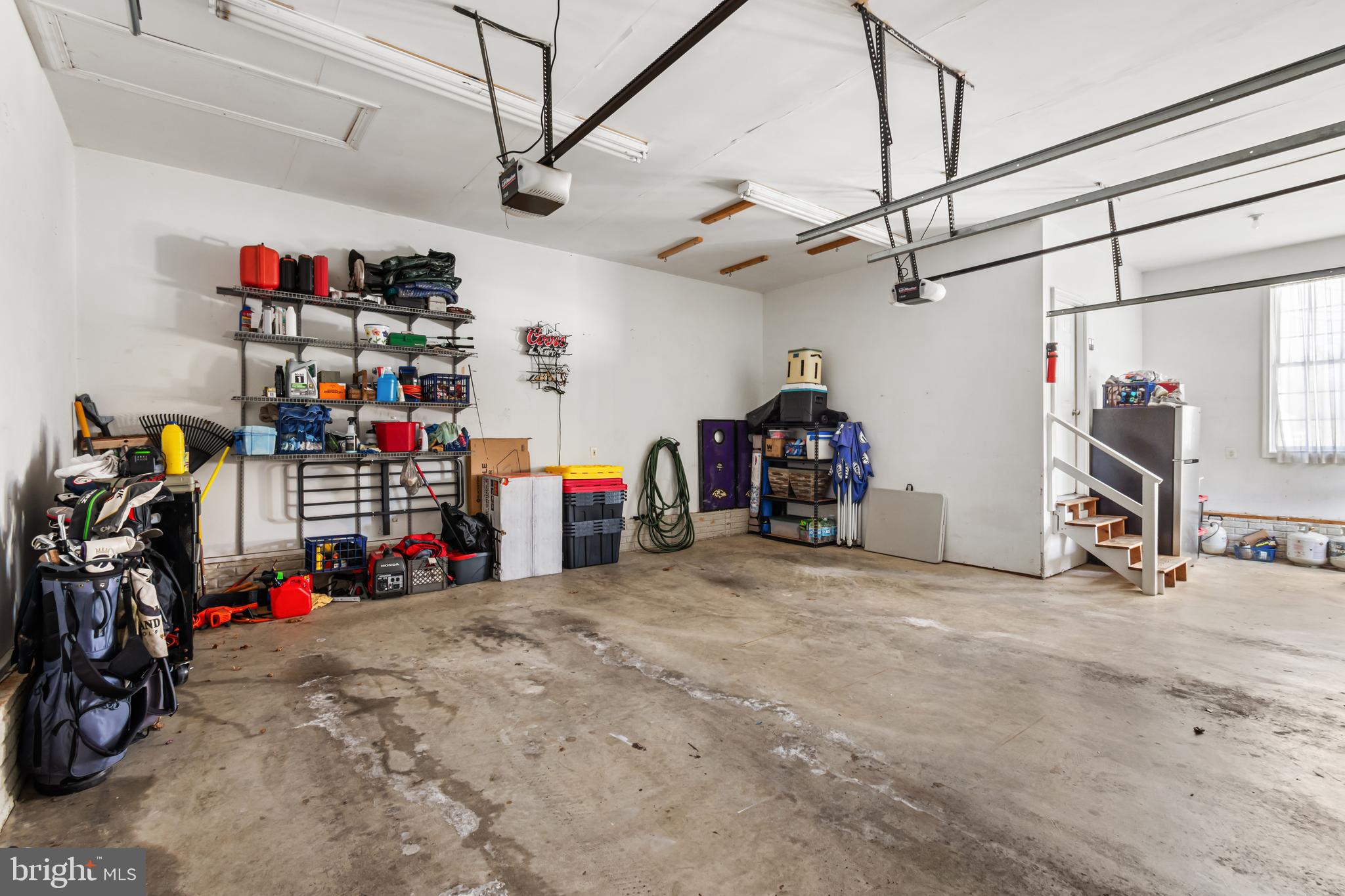 BLUEBIRD HILLS - Residential