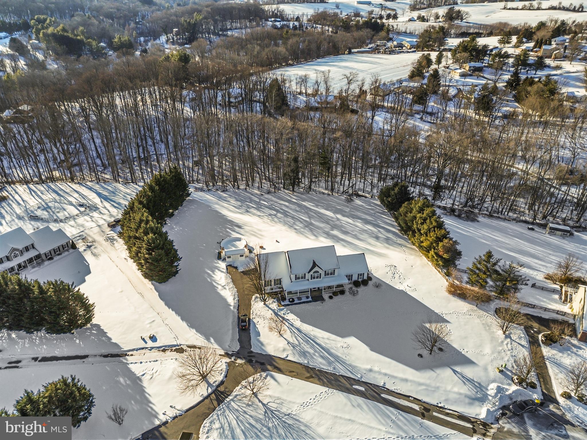 BLUEBIRD HILLS - Residential