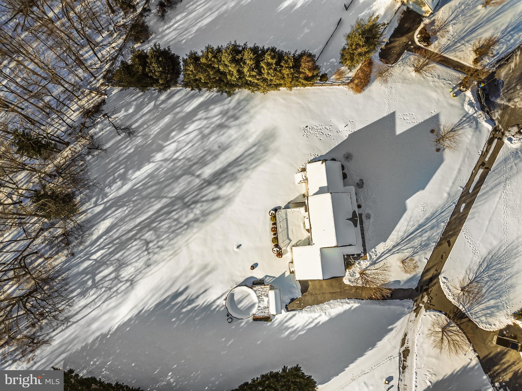 BLUEBIRD HILLS - Residential